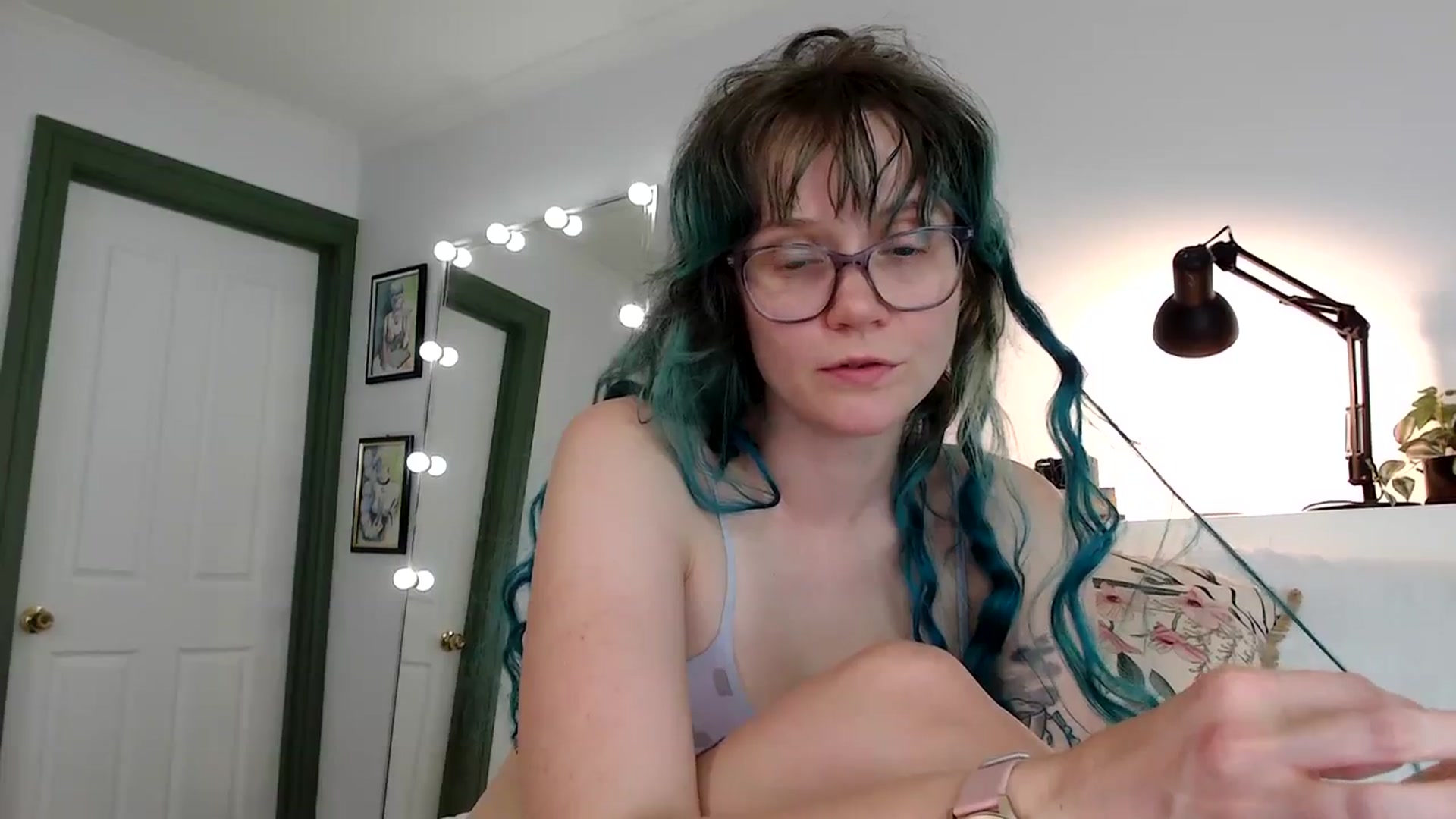 Gallery image thumbnail from Heidiv's myfreecams stream on, 11/25/2023, 10:32 image 19 of 20
