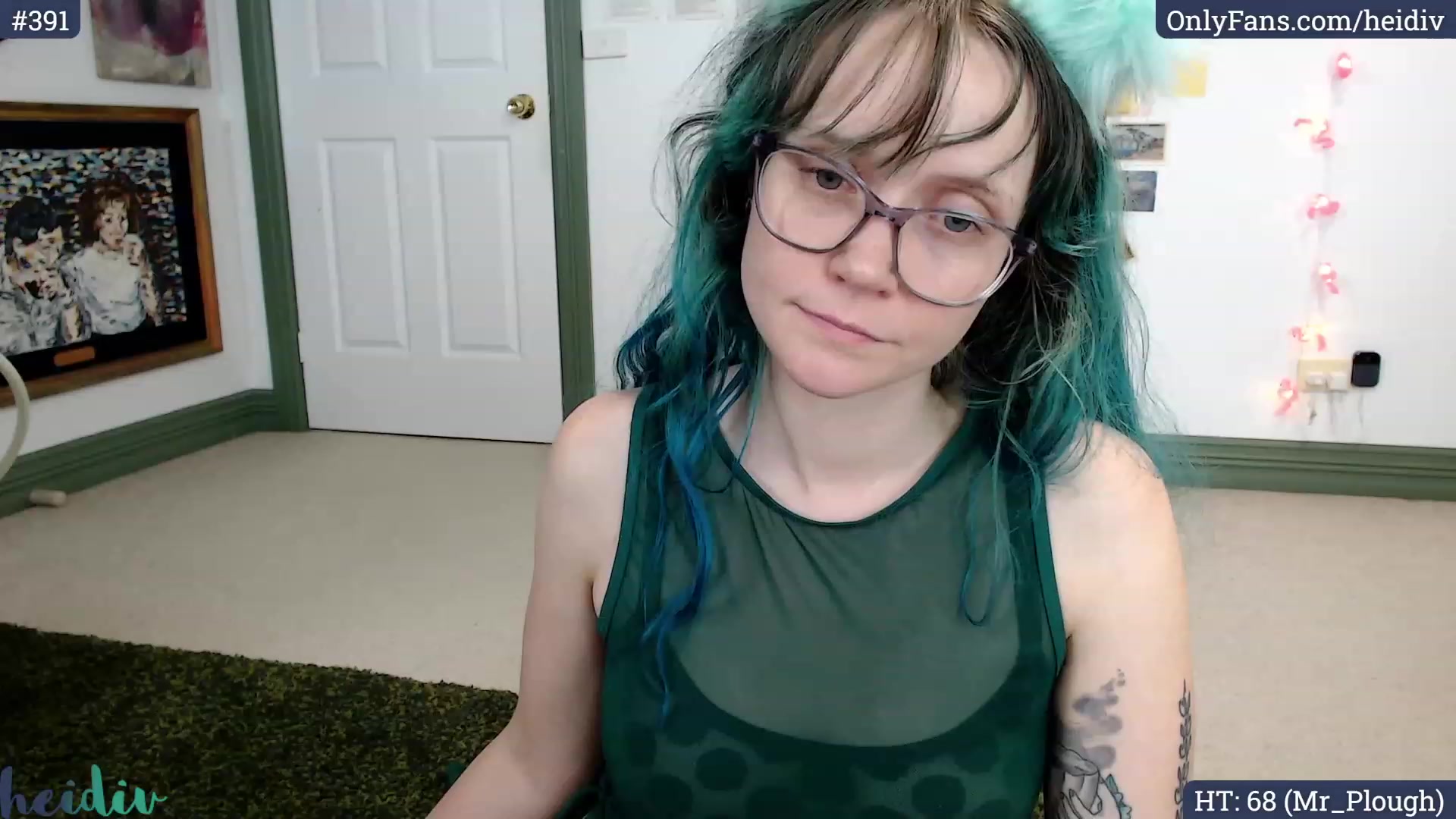 Gallery image thumbnail from Heidiv's myfreecams stream on, 12/02/2023, 10:42 image 2 of 20
