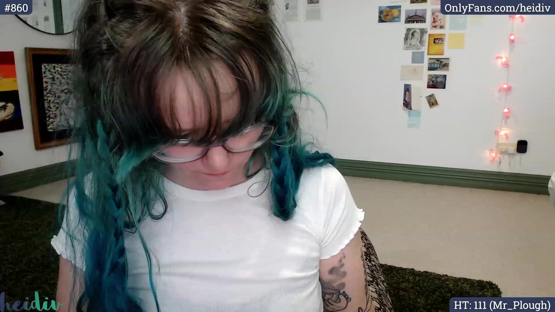 Gallery image thumbnail from Heidiv's myfreecams stream on, 12/08/2023, 09:13 image 19 of 20