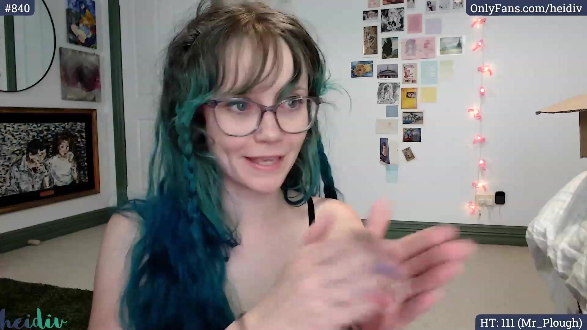 Gallery image thumbnail from Heidiv's myfreecams stream on, 12/08/2023, 09:53 image 17 of 20