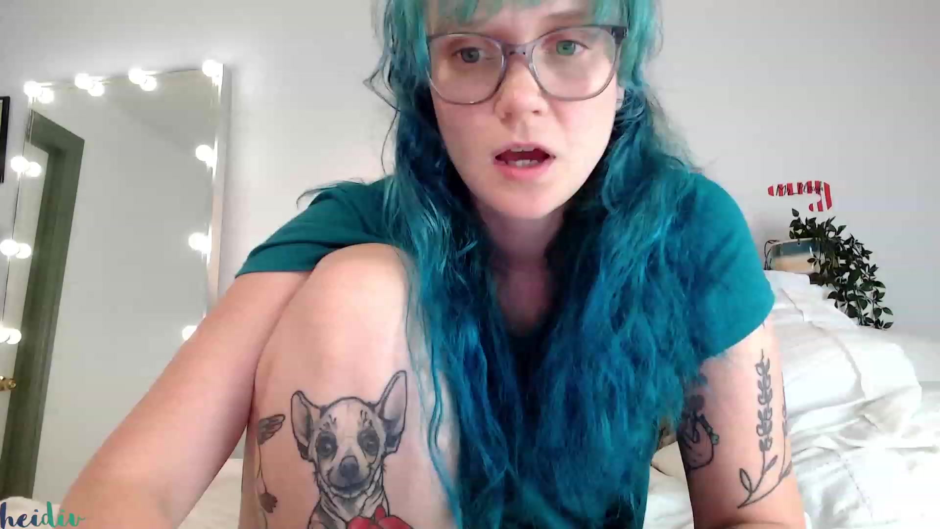 Gallery image thumbnail from Heidiv's myfreecams stream on, 01/08/2024, 09:00 image 1 of 20
