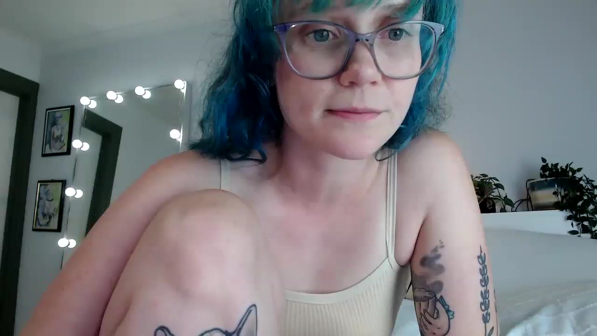Gallery image thumbnail from Heidiv's myfreecams stream on, 01/08/2024, 09:25 image 15 of 20