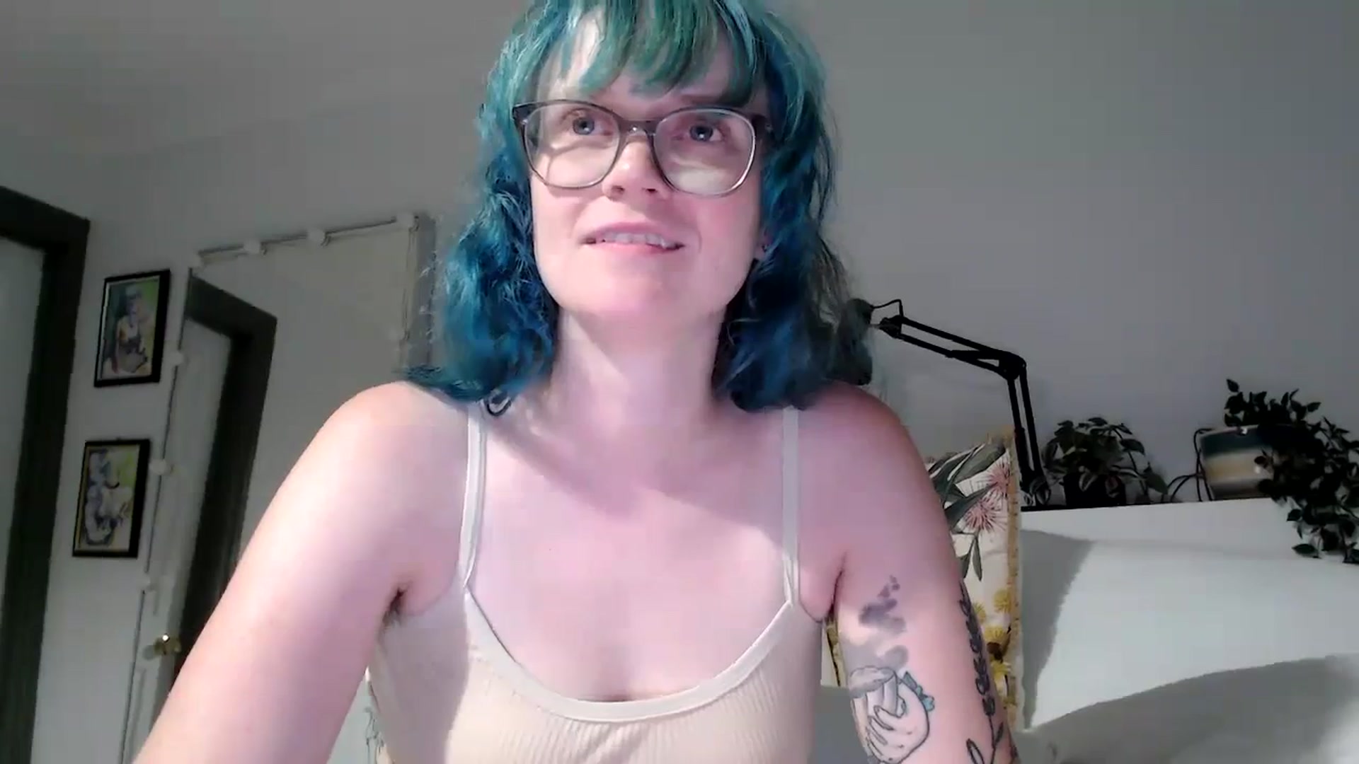 Gallery image thumbnail from Heidiv's myfreecams stream on, 01/08/2024, 09:25 image 16 of 20