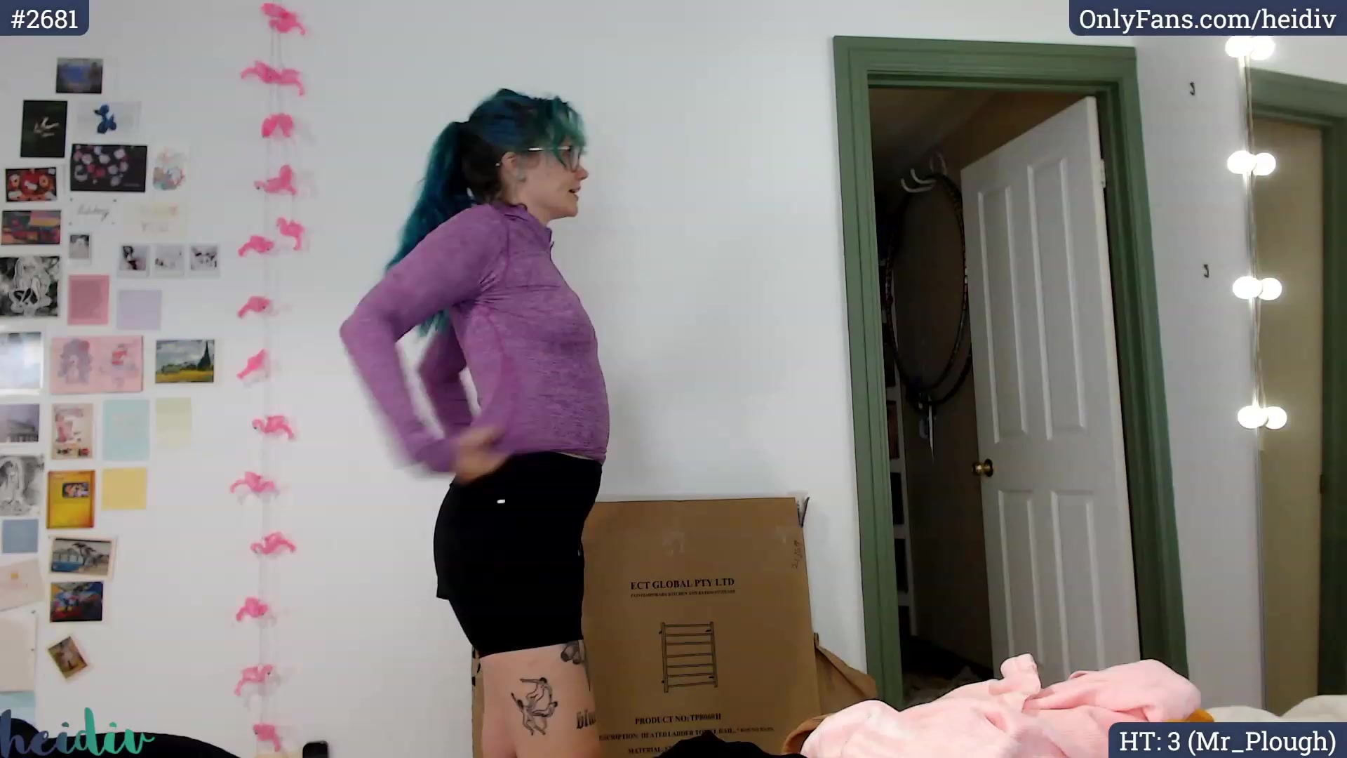 Gallery image thumbnail from Heidiv's myfreecams stream on, 02/10/2024, 09:28 image 2 of 20