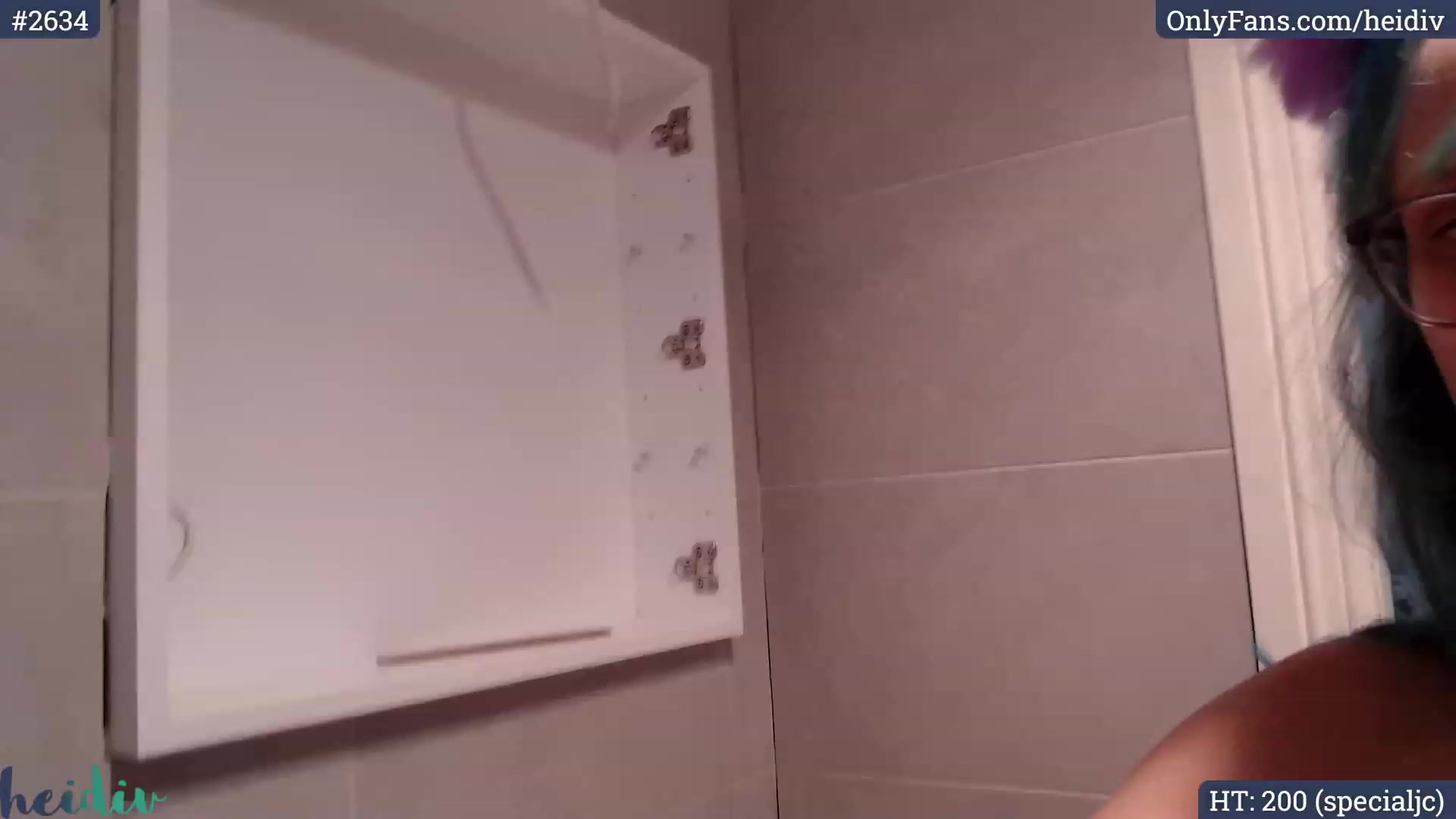 Gallery image thumbnail from Heidiv's myfreecams stream on, 02/23/2024, 10:31 image 20 of 20