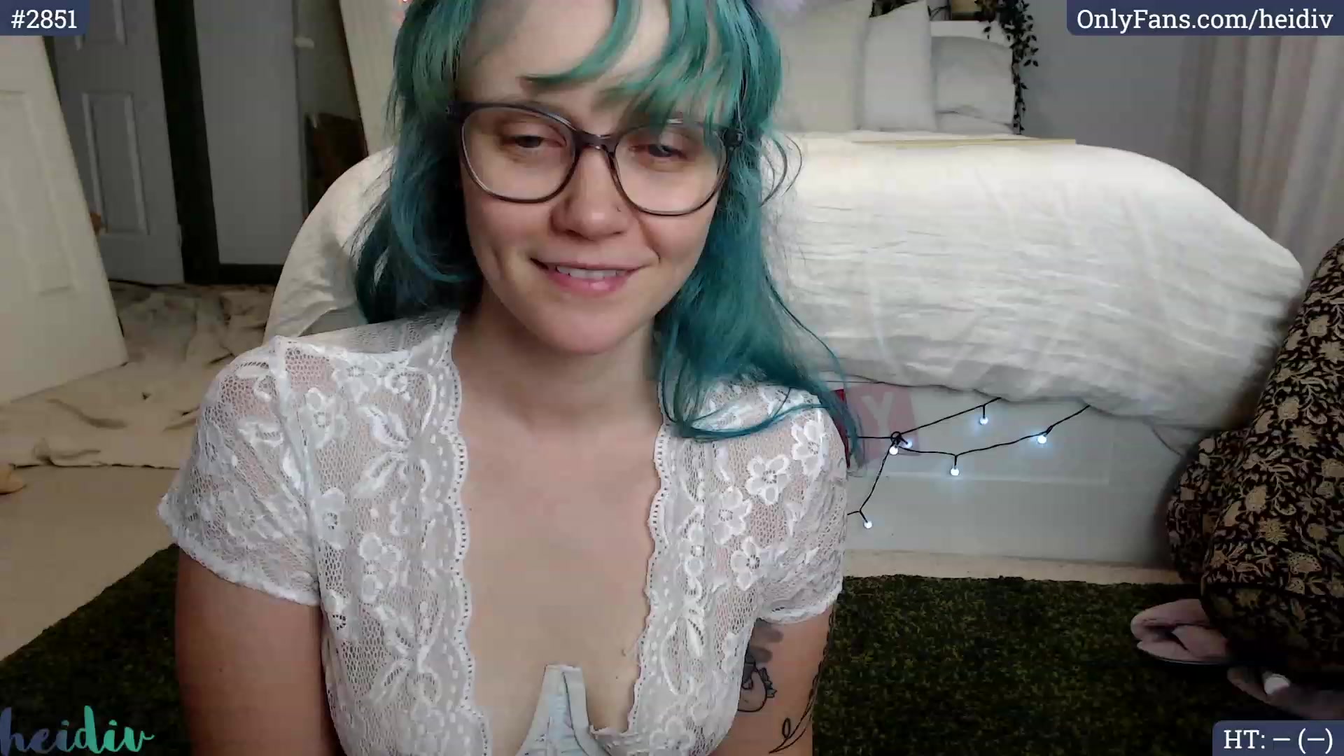 Gallery image thumbnail from Heidiv's myfreecams stream on, 02/23/2024, 10:31 image 1 of 20