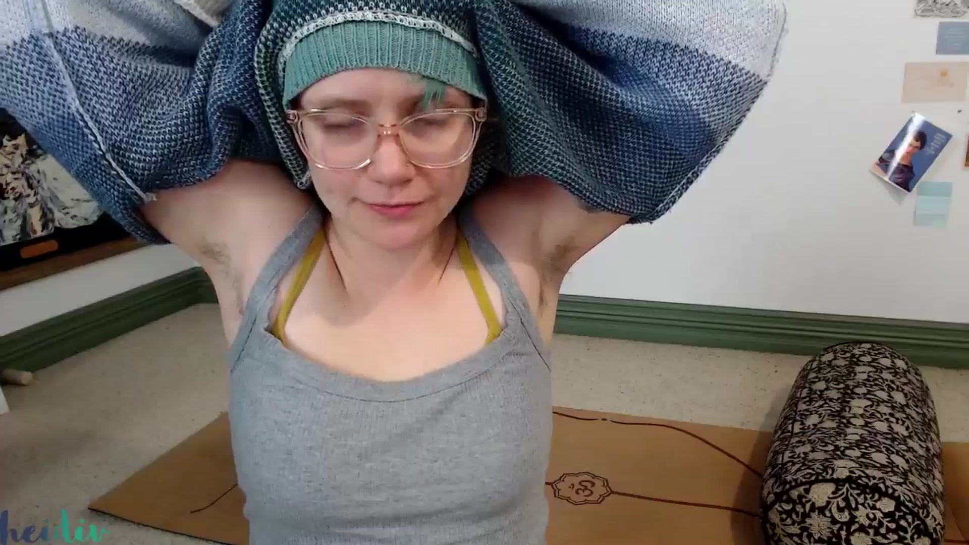 Gallery image thumbnail from Heidiv's myfreecams stream on, 03/24/2024, 11:01 image 14 of 20