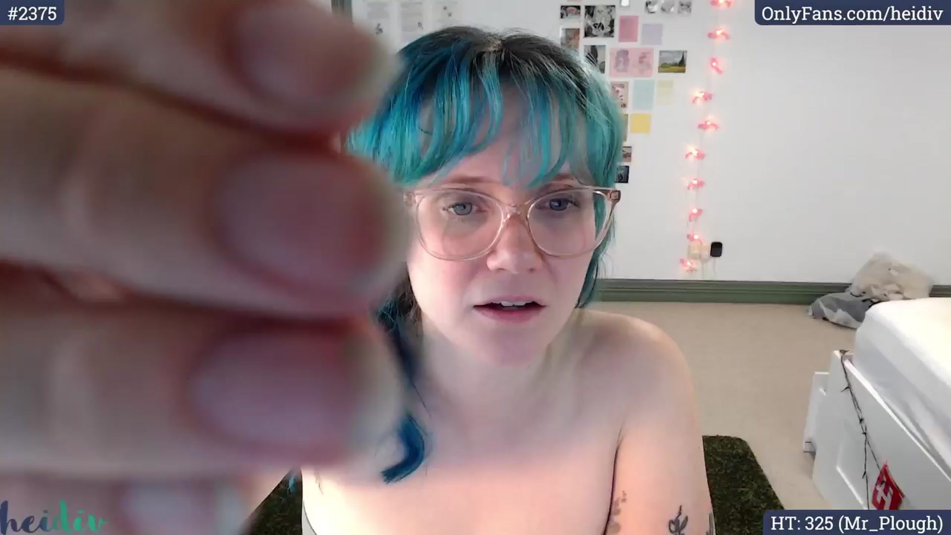 Gallery image thumbnail from Heidiv's myfreecams stream on, 04/05/2024, 10:04 image 20 of 20