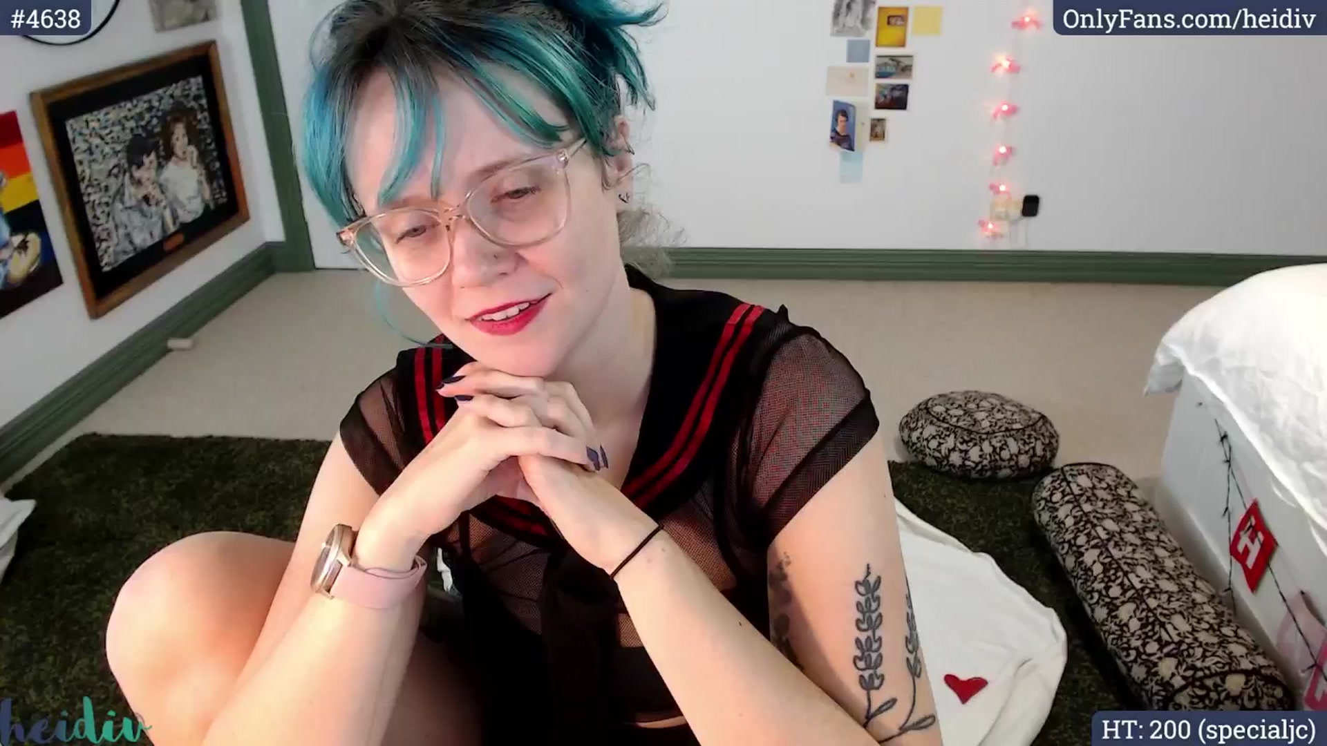 Gallery image thumbnail from Heidiv's myfreecams stream on, 04/13/2024, 09:58 image 19 of 20