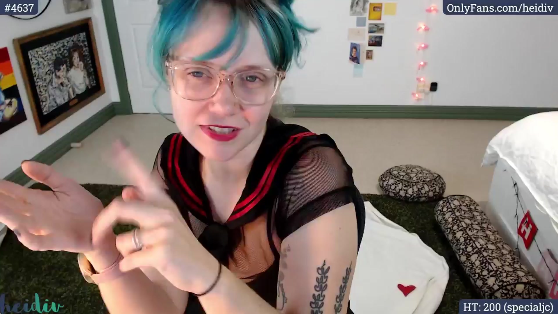 Gallery image thumbnail from Heidiv's myfreecams stream on, 04/13/2024, 09:58 image 18 of 20