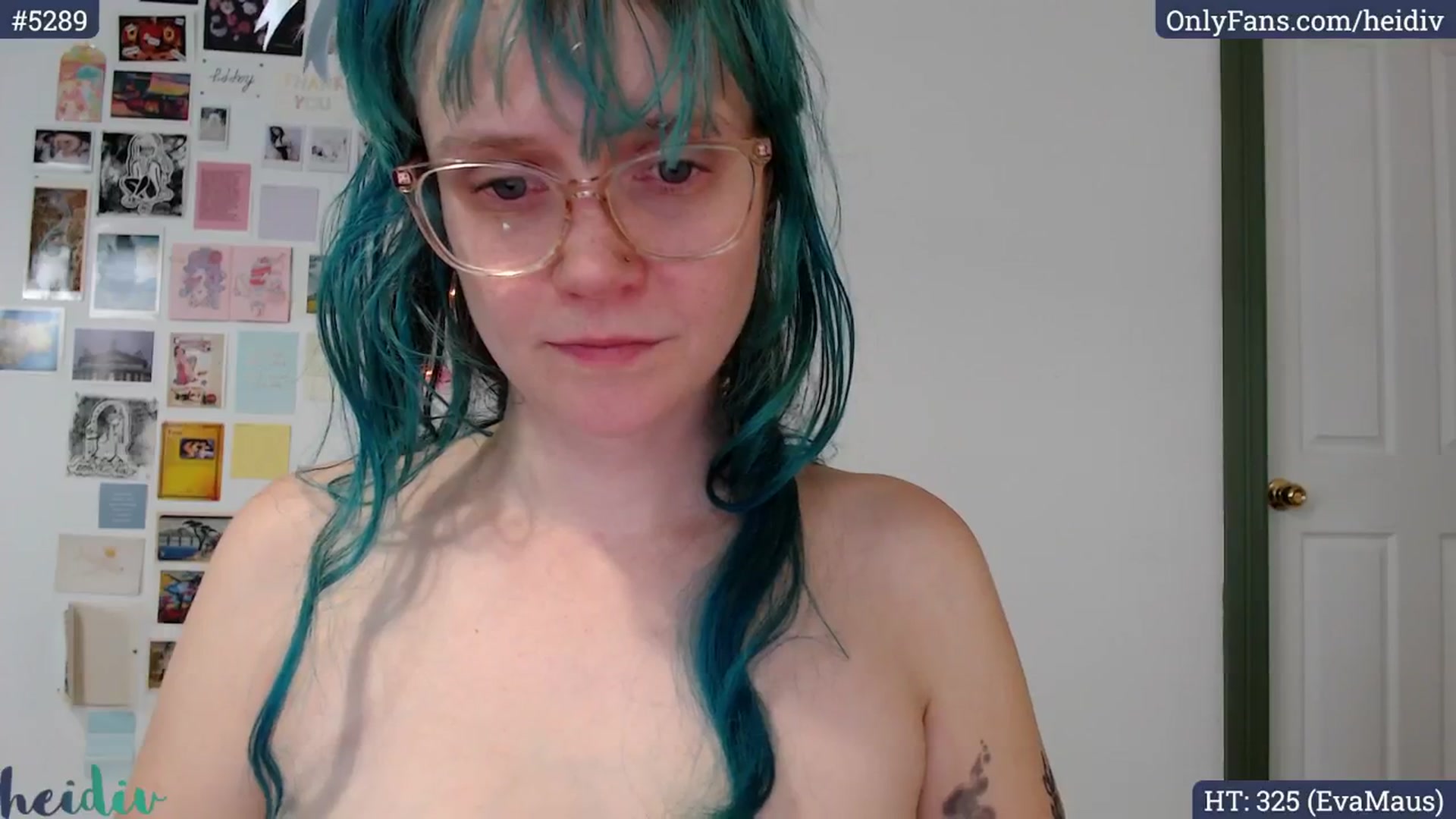 Gallery image thumbnail from Heidiv's myfreecams stream on, 04/27/2024, 11:29 image 12 of 20