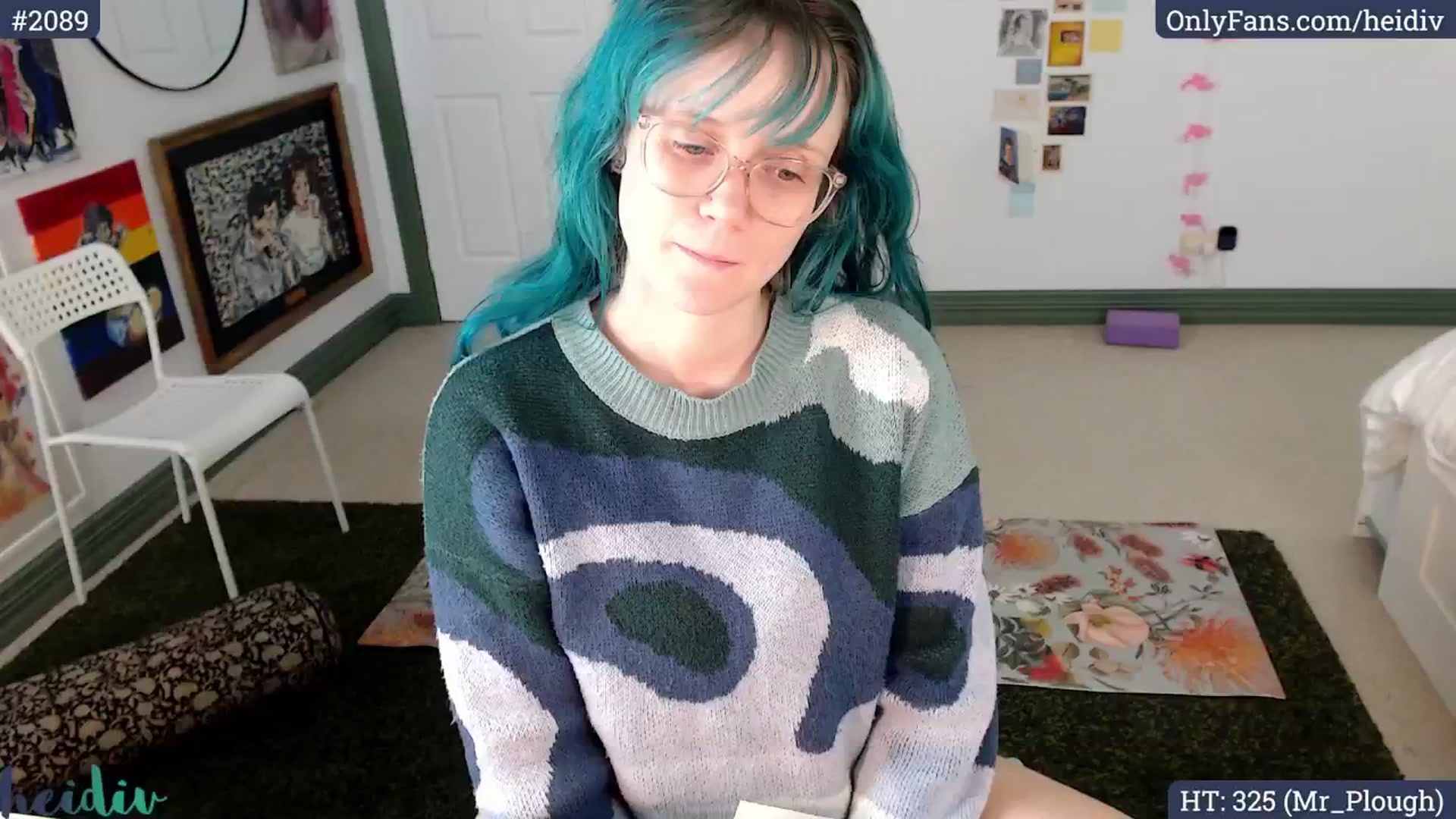 Gallery image thumbnail from Heidiv's myfreecams stream on, 06/10/2024, 10:44 image 11 of 20