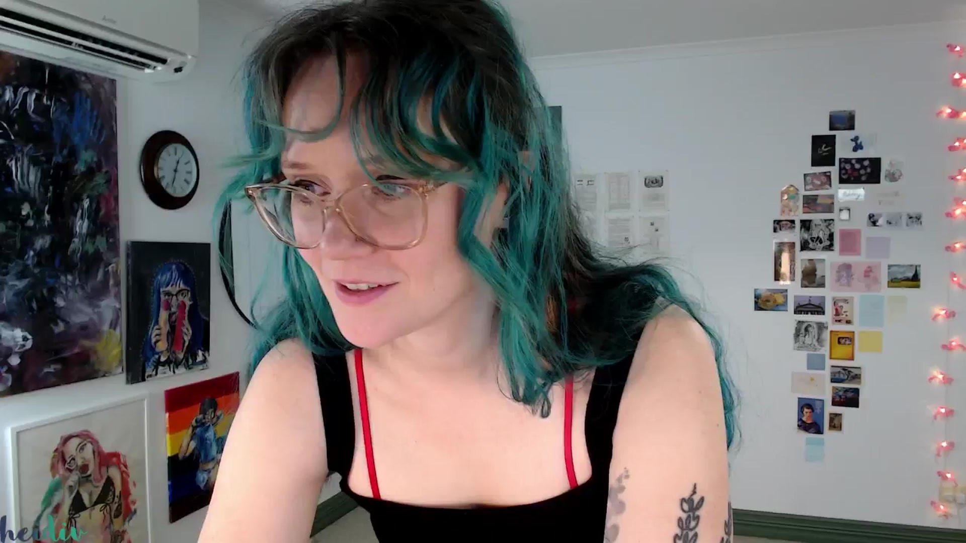 Gallery image thumbnail from Heidiv's myfreecams stream on, 07/15/2024, 02:47 image 1 of 20