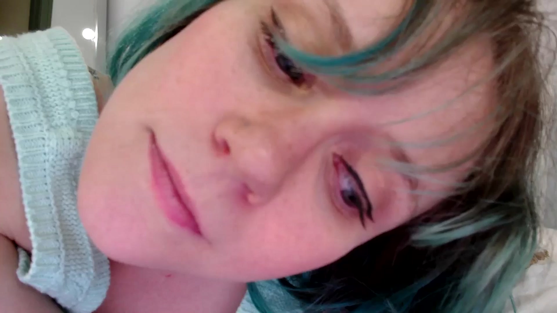 Gallery image thumbnail from Heidiv's myfreecams stream on, 08/25/2024, 10:23 image 7 of 20