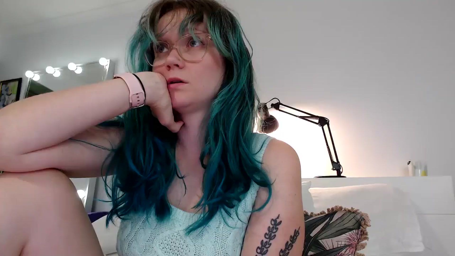 Gallery image thumbnail from Heidiv's myfreecams stream on, 08/25/2024, 10:23 image 4 of 20