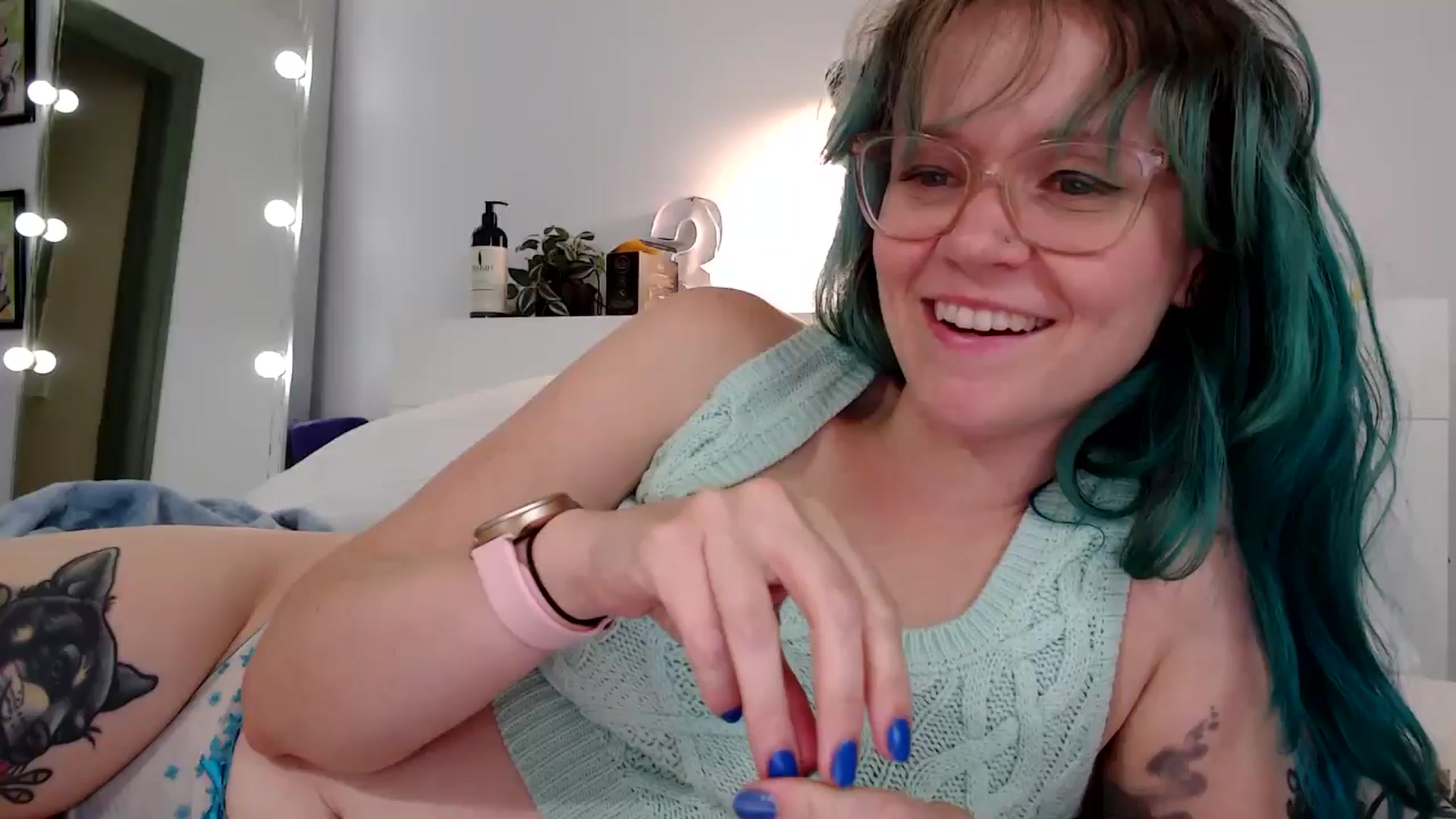Gallery image thumbnail from Heidiv's myfreecams stream on, 08/25/2024, 10:23 image 1 of 20