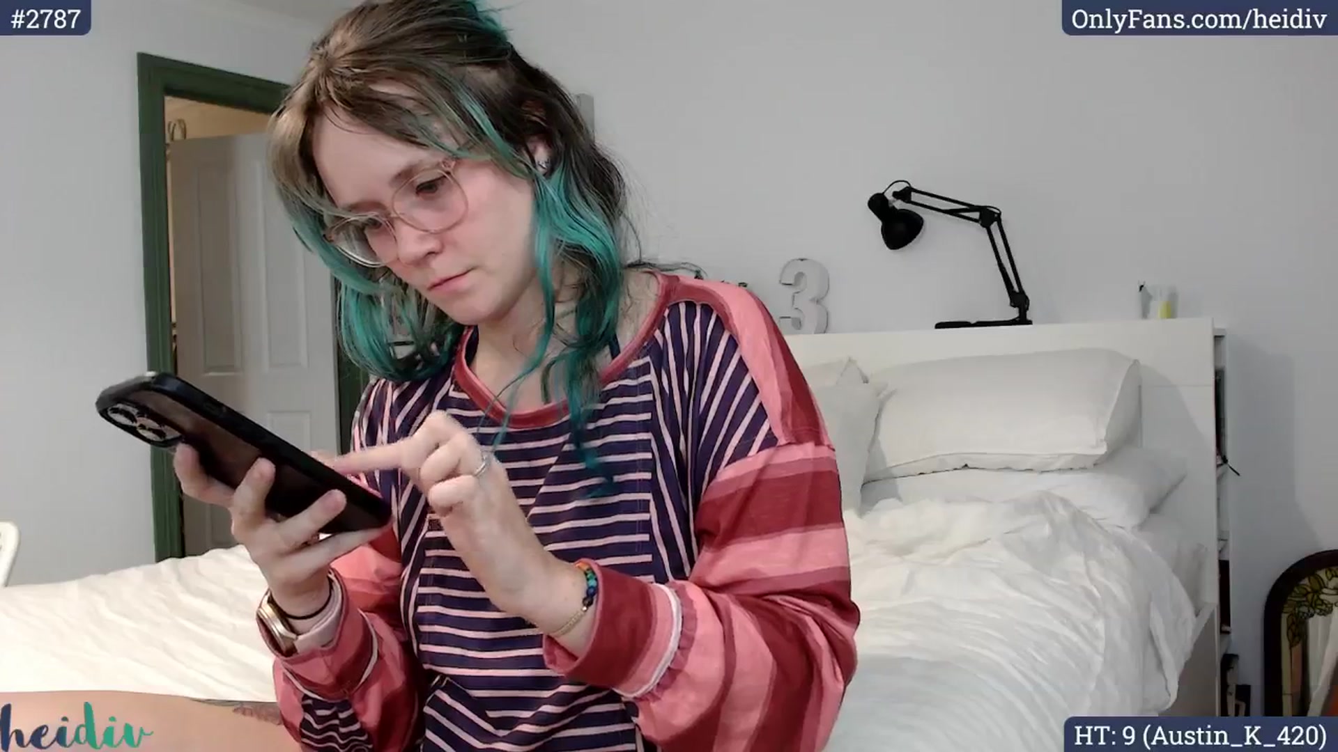 Gallery image thumbnail from Heidiv's myfreecams stream on, 09/07/2024, 08:29 image 13 of 20