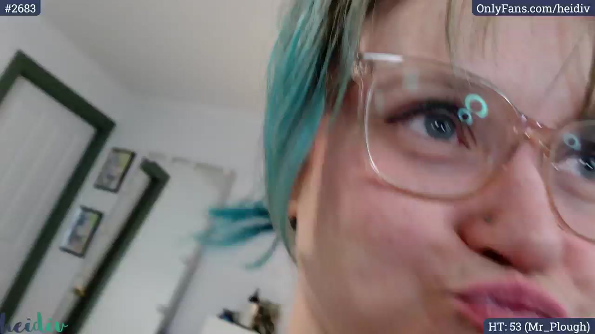 Gallery image thumbnail from Heidiv's myfreecams stream on, 09/07/2024, 10:35 image 4 of 20
