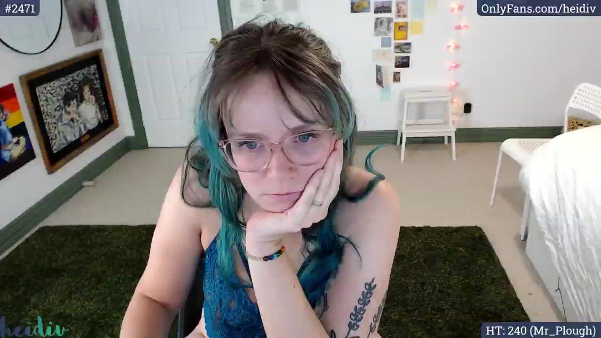 Gallery image thumbnail from Heidiv's myfreecams stream on, 09/07/2024, 10:35 image 12 of 20
