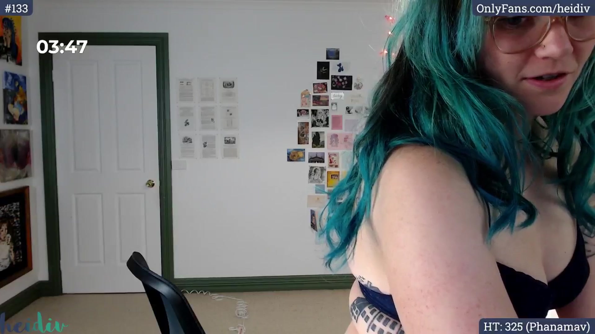Gallery image thumbnail from Heidiv's myfreecams stream on, 10/01/2024, 08:44 image 11 of 20