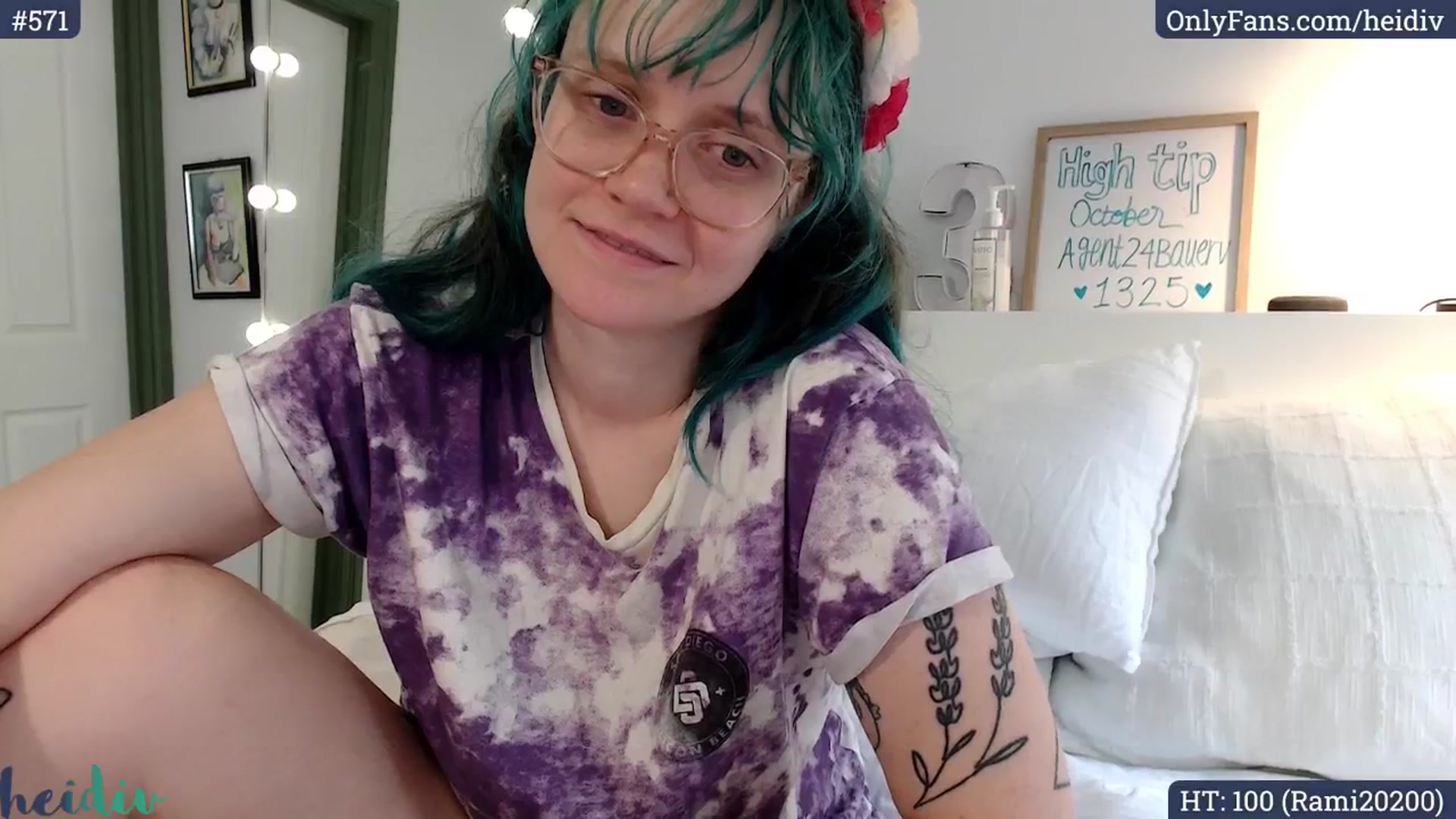Gallery image thumbnail from Heidiv's myfreecams stream on, 10/07/2024, 01:02 image 18 of 20