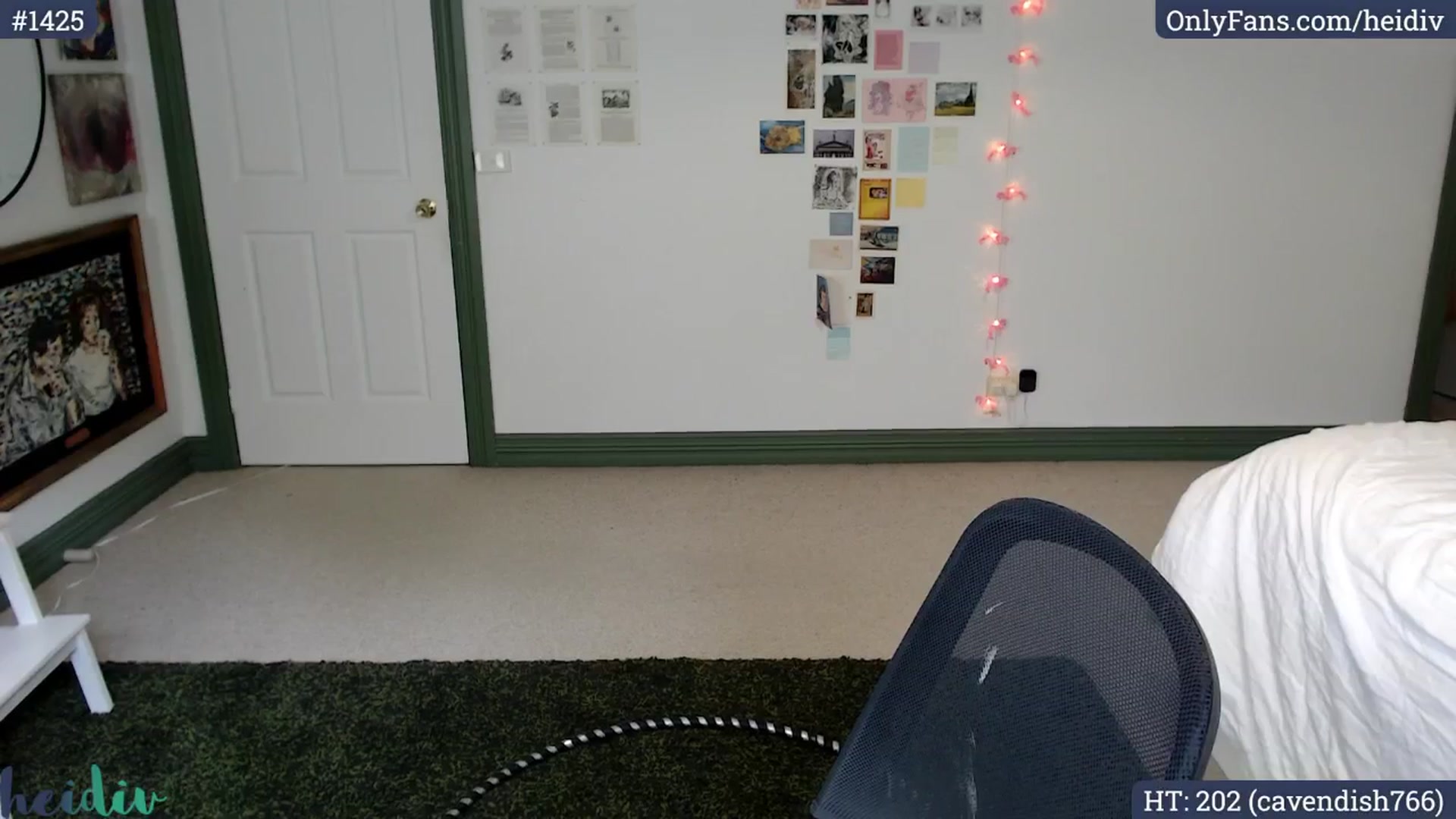 Gallery image thumbnail from Heidiv's myfreecams stream on, 10/20/2024, 01:18 image 5 of 20
