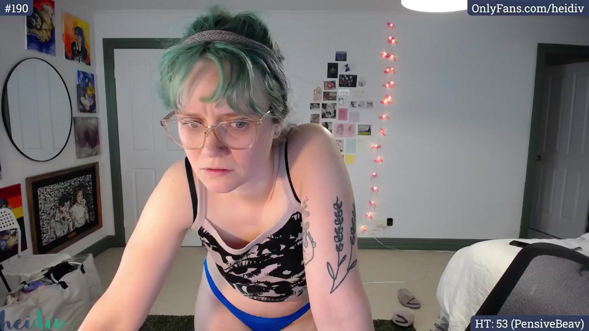 Gallery image thumbnail from Heidiv's myfreecams stream on, 11/04/2024, 24:01 image 10 of 20