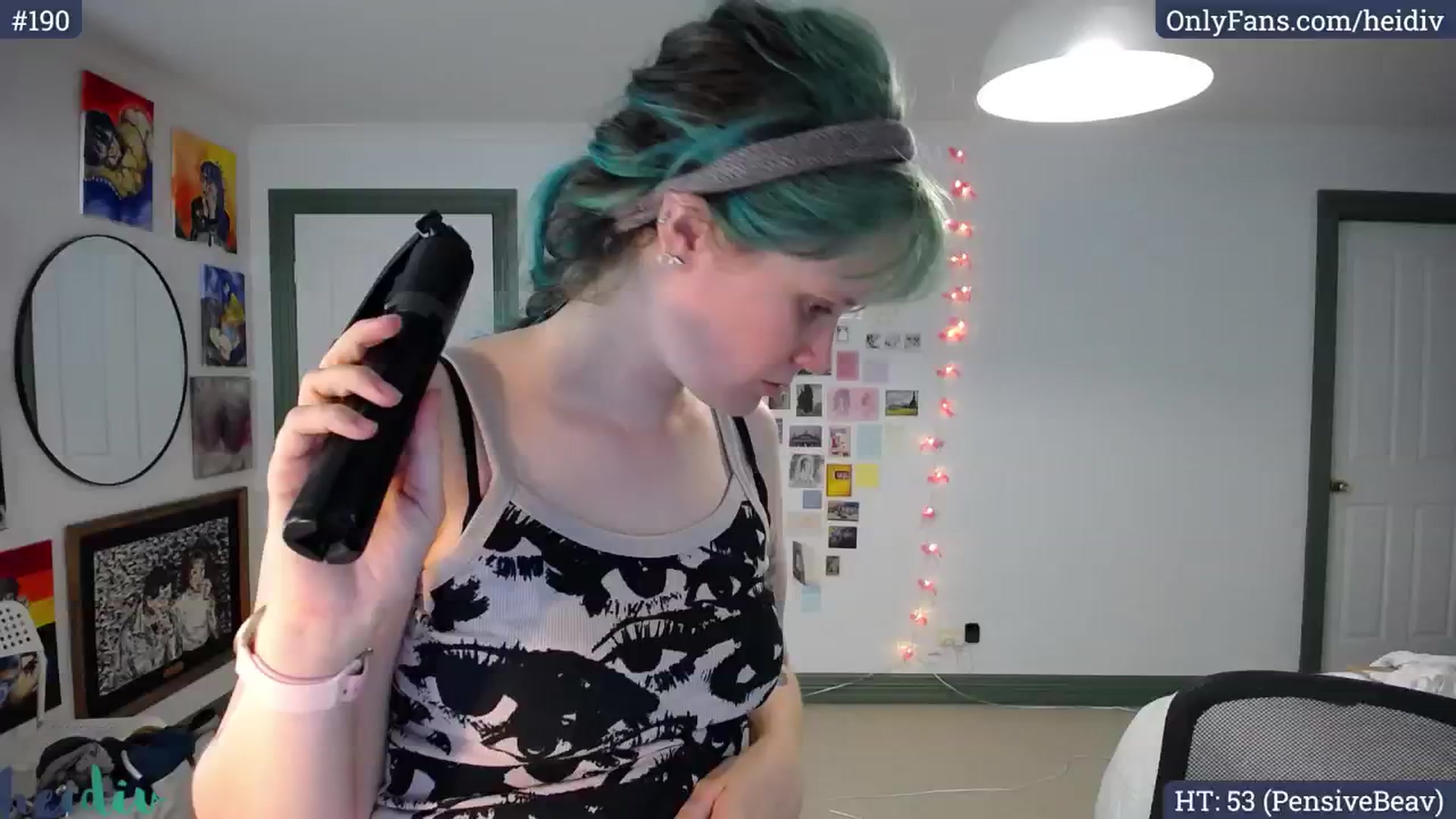 Gallery image thumbnail from Heidiv's myfreecams stream on, 11/04/2024, 24:01 image 14 of 20