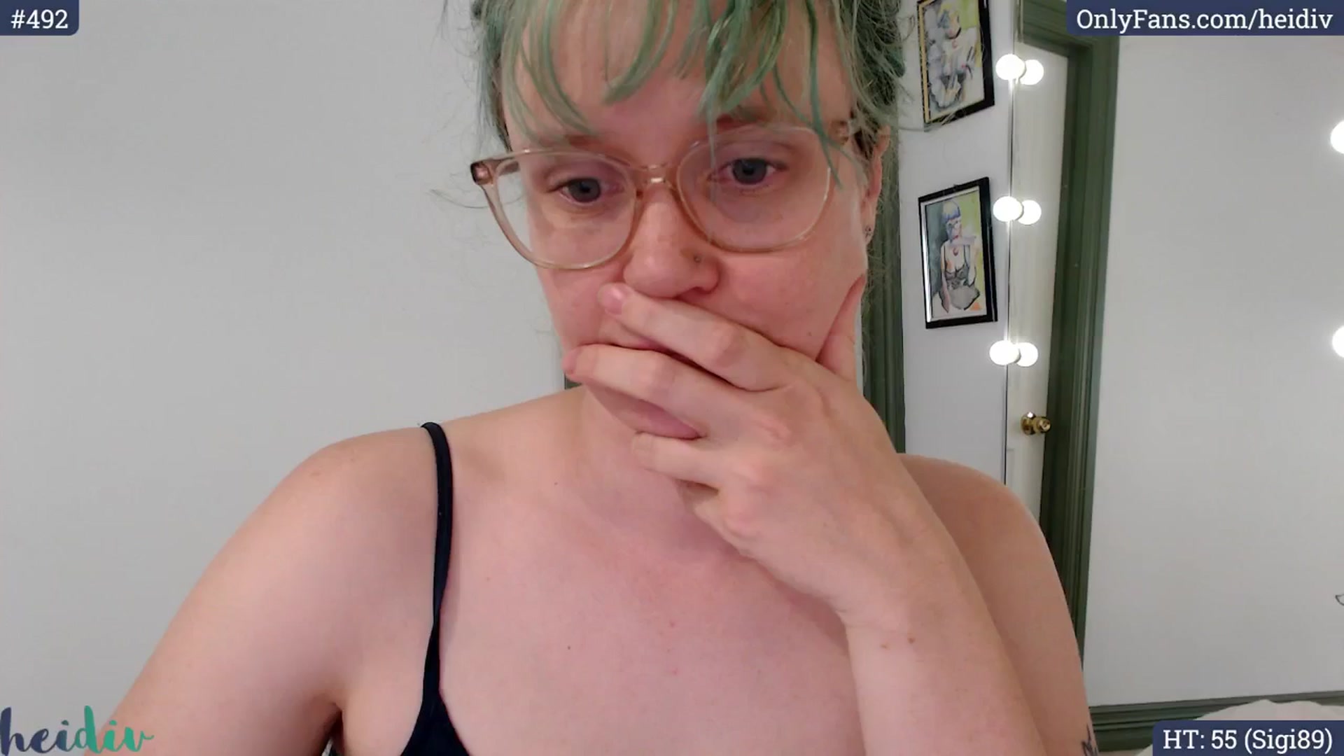 Gallery image thumbnail from Heidiv's myfreecams stream on, 11/11/2024, 01:16 image 16 of 20
