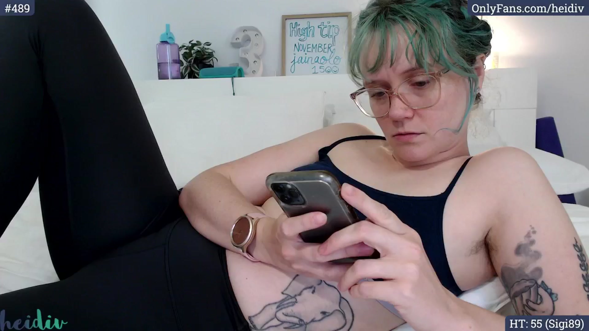 Gallery image thumbnail from Heidiv's myfreecams stream on, 11/11/2024, 01:16 image 20 of 20