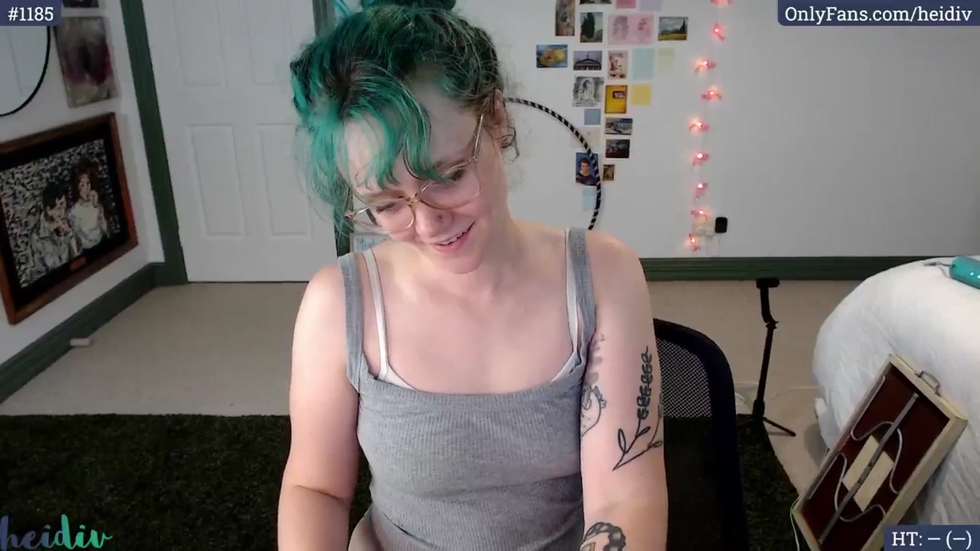 Gallery image thumbnail from Heidiv's myfreecams stream on, 11/29/2024, 08:34 image 11 of 20