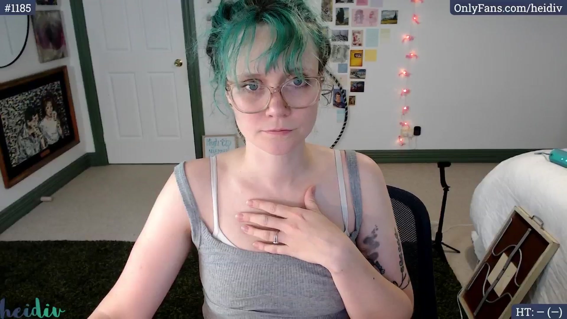 Gallery image thumbnail from Heidiv's myfreecams stream on, 11/29/2024, 08:34 image 5 of 20