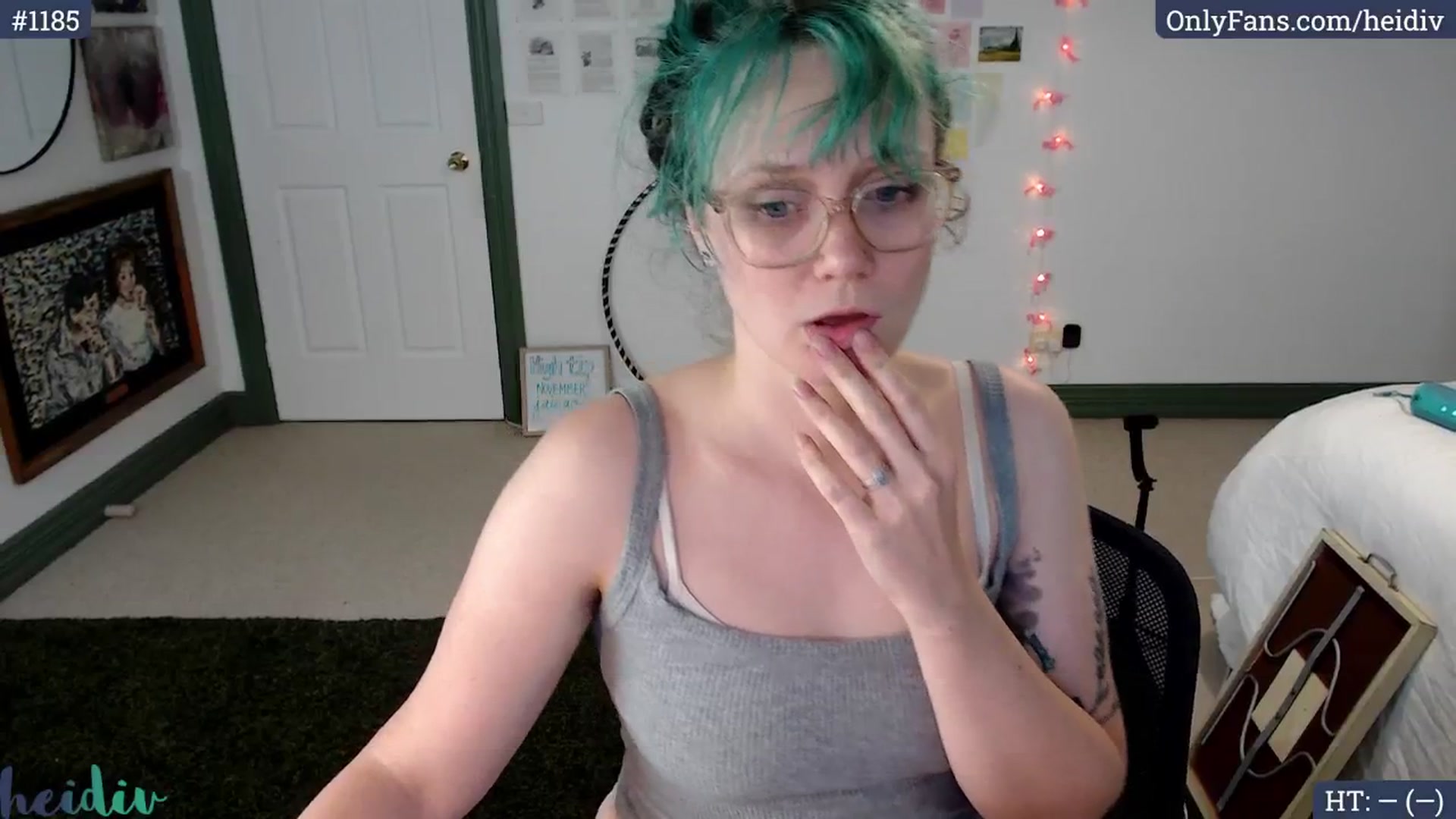 Gallery image thumbnail from Heidiv's myfreecams stream on, 11/29/2024, 08:34 image 16 of 20