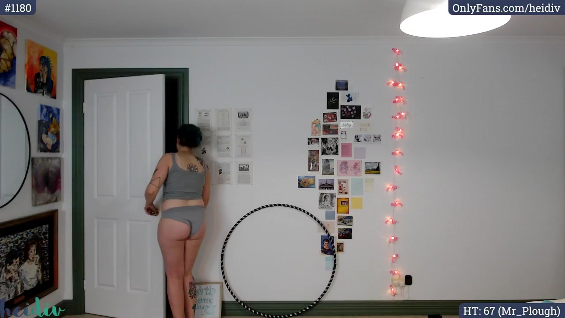 Gallery image thumbnail from Heidiv's myfreecams stream on, 11/29/2024, 11:52 image 5 of 20