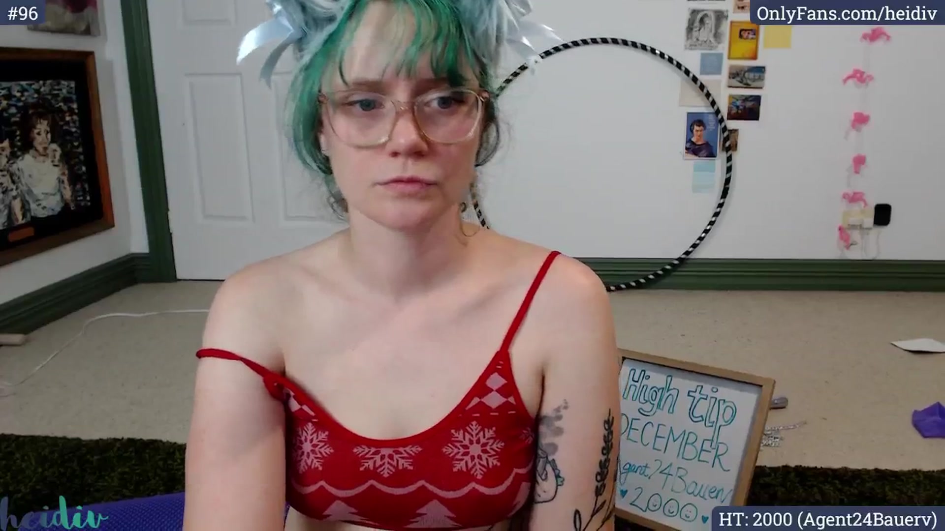 Gallery image thumbnail from Heidiv's myfreecams stream on, 12/01/2024, 11:15 image 18 of 20