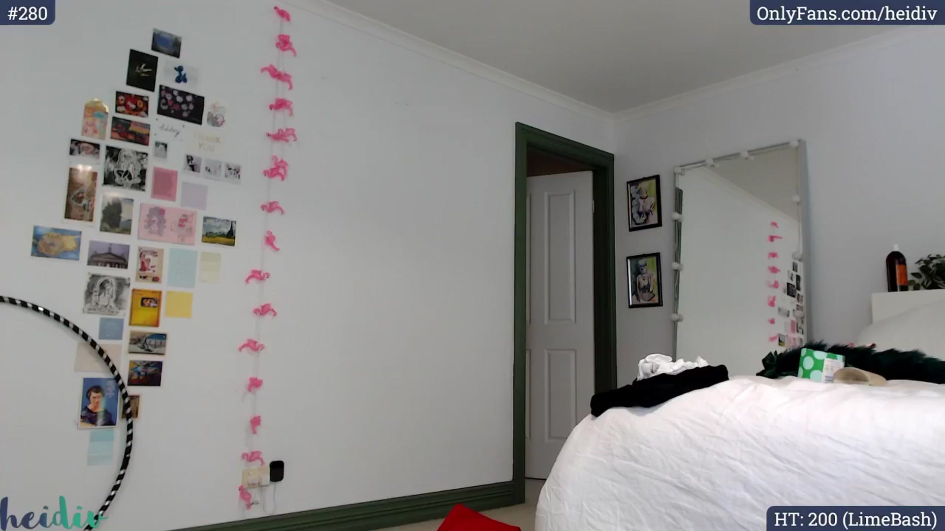 Gallery image thumbnail from Heidiv's myfreecams stream on, 12/02/2024, 02:07 image 10 of 20