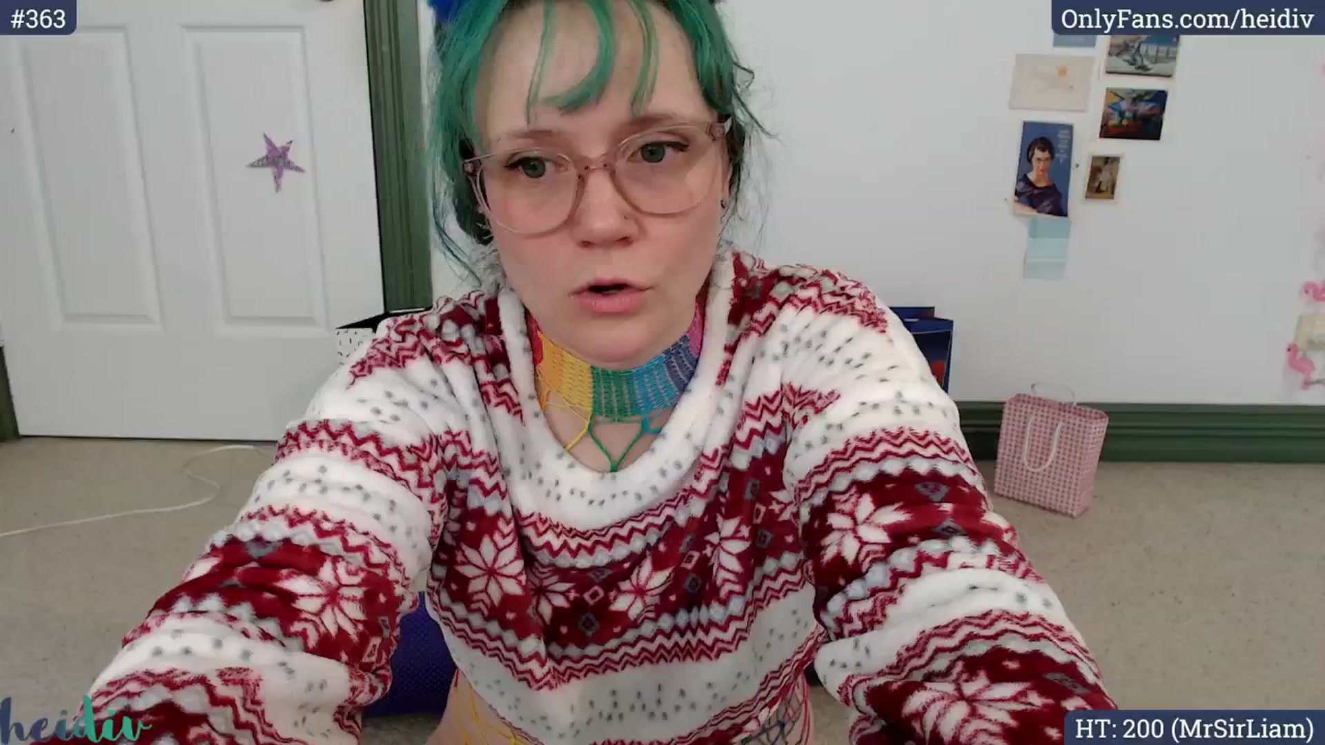 Gallery image thumbnail from Heidiv's myfreecams stream on, 12/03/2024, 02:56 image 5 of 20