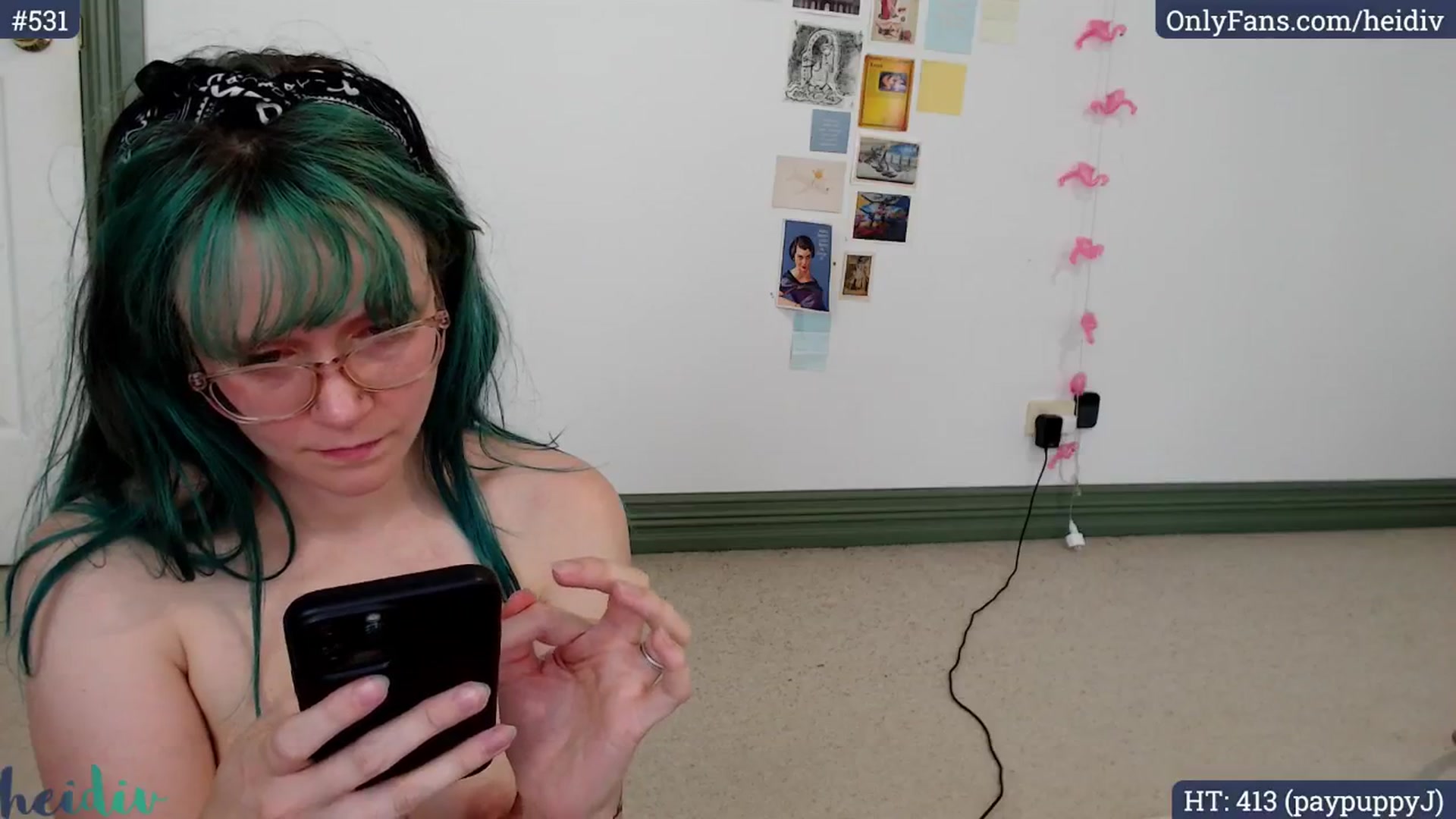 Gallery image thumbnail from Heidiv's myfreecams stream on, 12/05/2024, 03:43 image 13 of 20