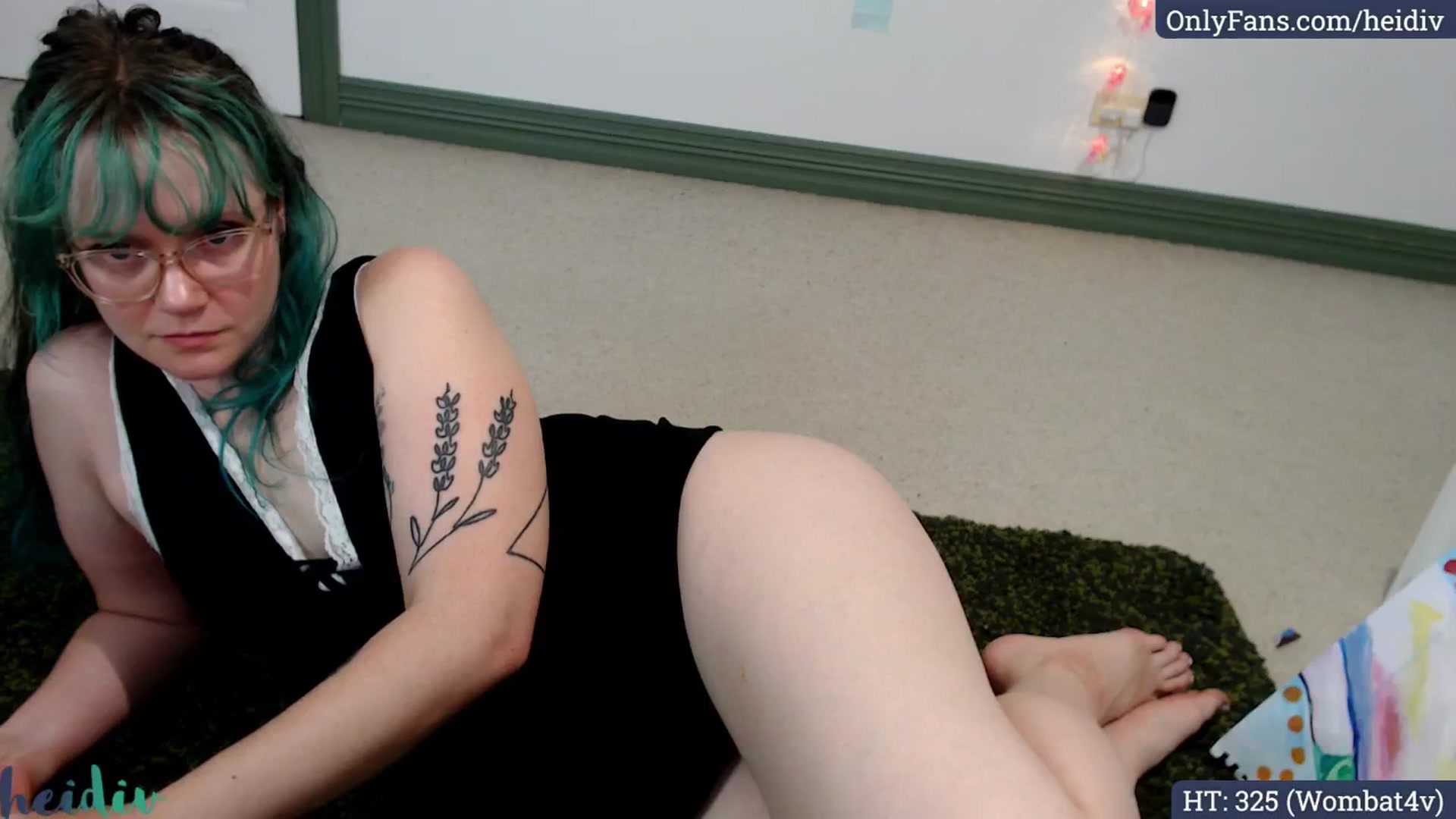 Gallery image thumbnail from Heidiv's myfreecams stream on, 01/01/2025, 10:18 image 20 of 20