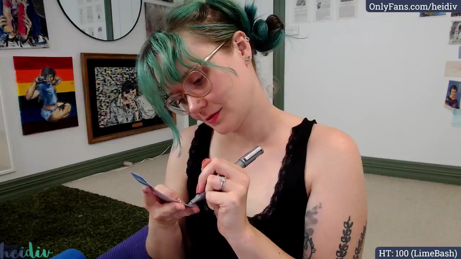 Gallery image thumbnail from Heidiv's myfreecams stream on, 01/02/2025, 03:27 image 20 of 20