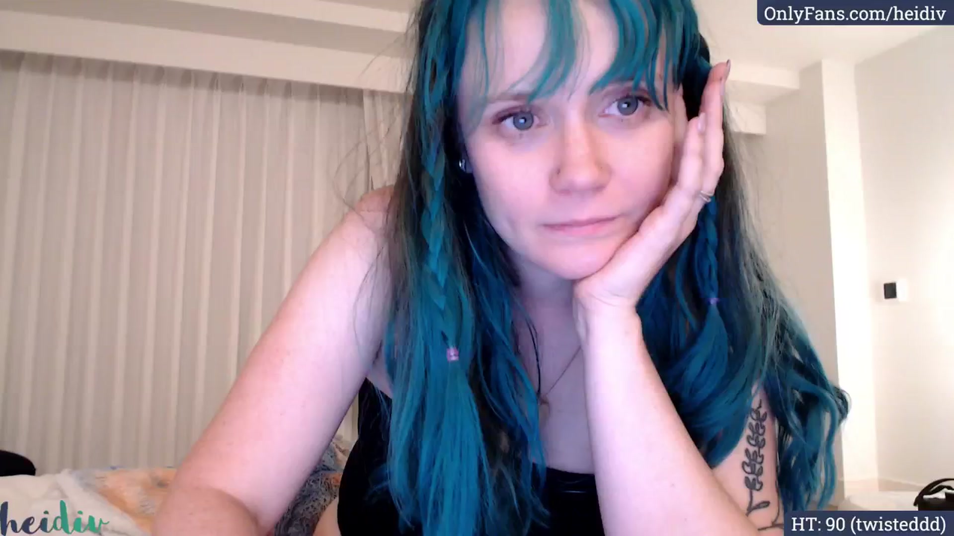 Gallery image thumbnail from Heidiv's myfreecams stream on, 01/24/2025, 08:23 image 5 of 20