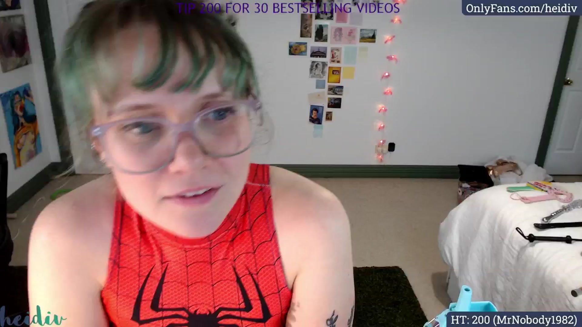 Gallery image thumbnail from Heidiv's myfreecams stream on, 04/13/2026, 06:05 image 6 of 20
