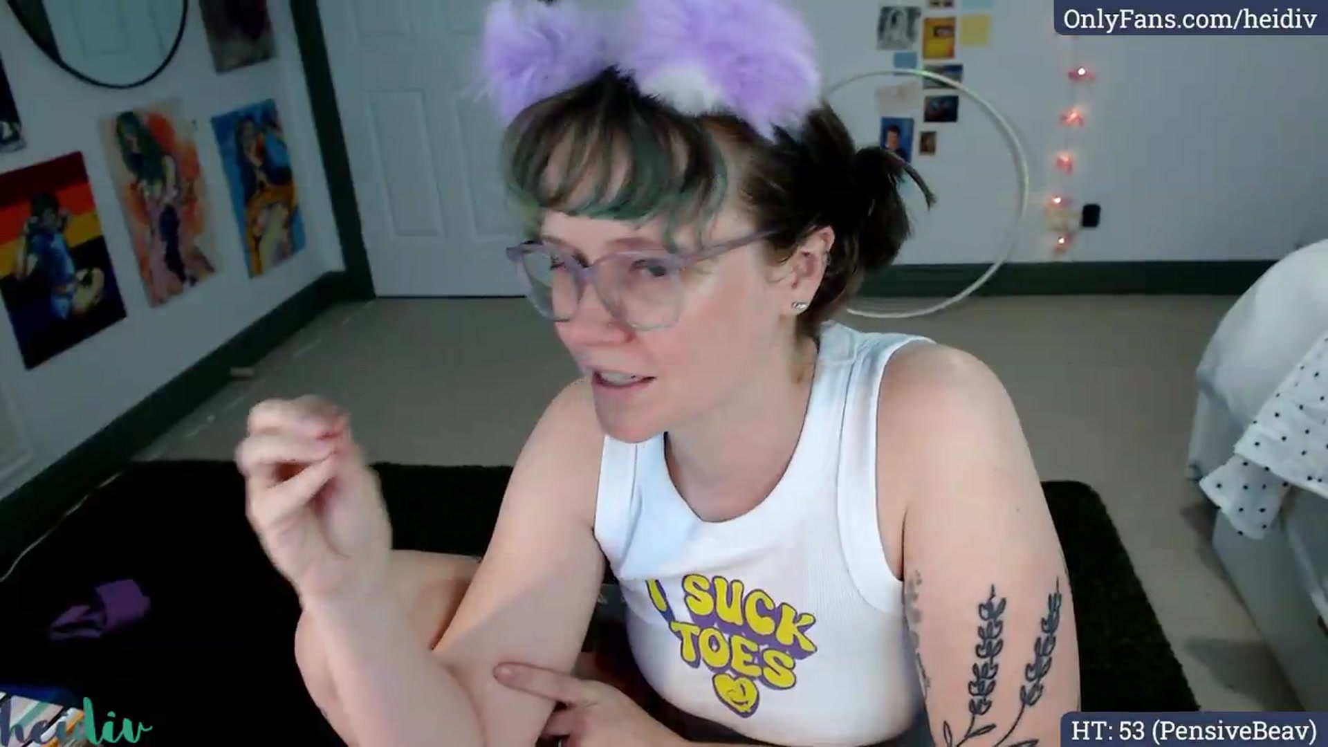 Gallery image thumbnail from Heidiv's myfreecams stream on, 05/18/2026, 05:37 image 3 of 20