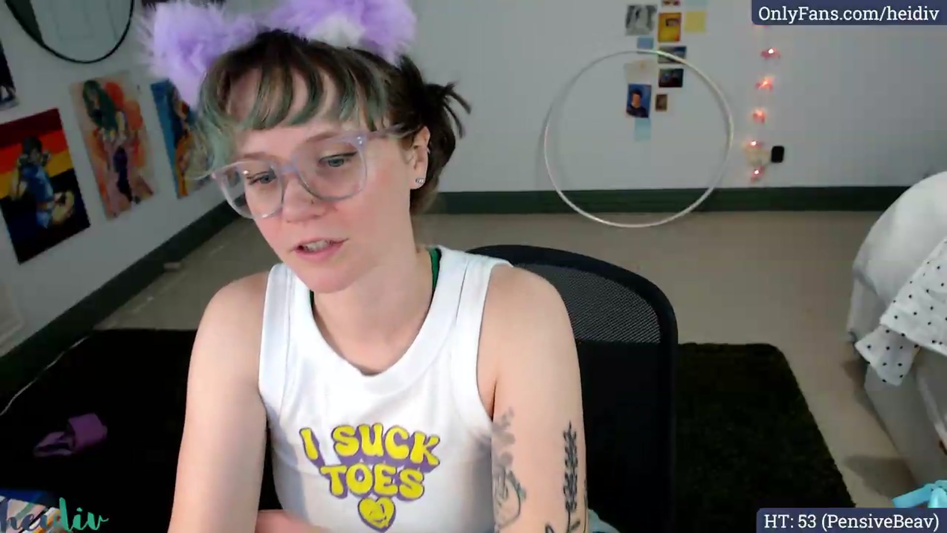Gallery image thumbnail from Heidiv's myfreecams stream on, 05/18/2026, 05:37 image 4 of 20