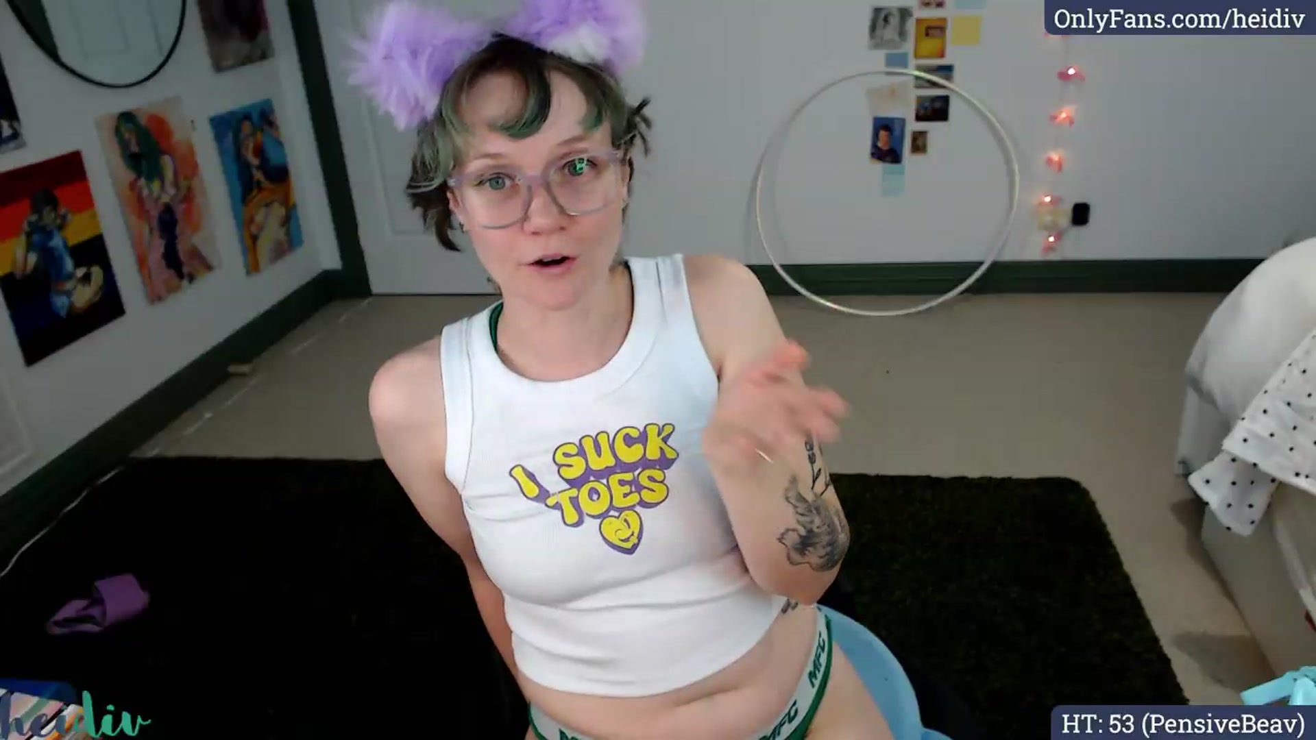 Gallery image thumbnail from Heidiv's myfreecams stream on, 05/18/2026, 05:37 image 6 of 20