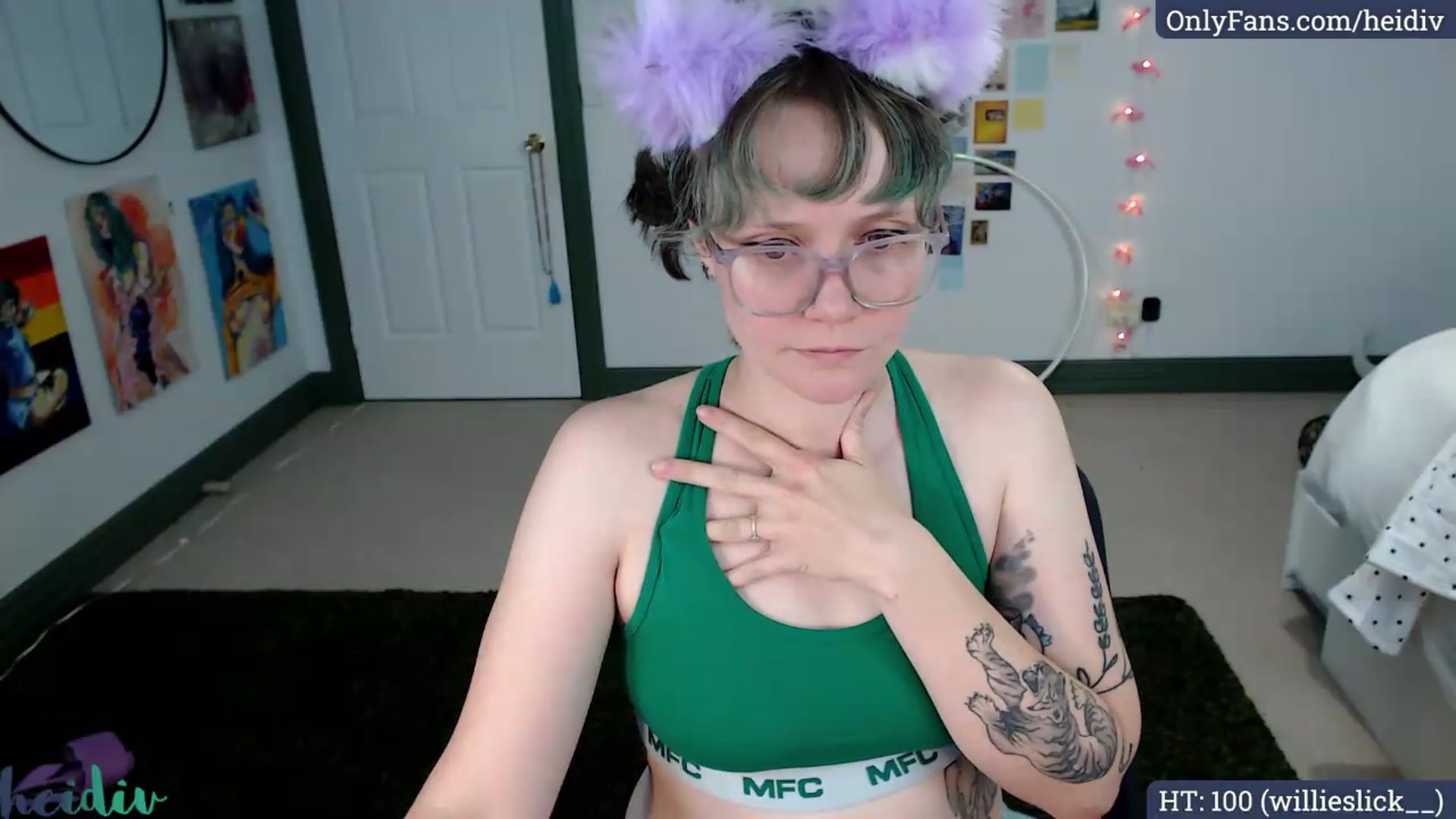 Gallery image thumbnail from Heidiv's myfreecams stream on, 05/18/2026, 05:37 image 10 of 20