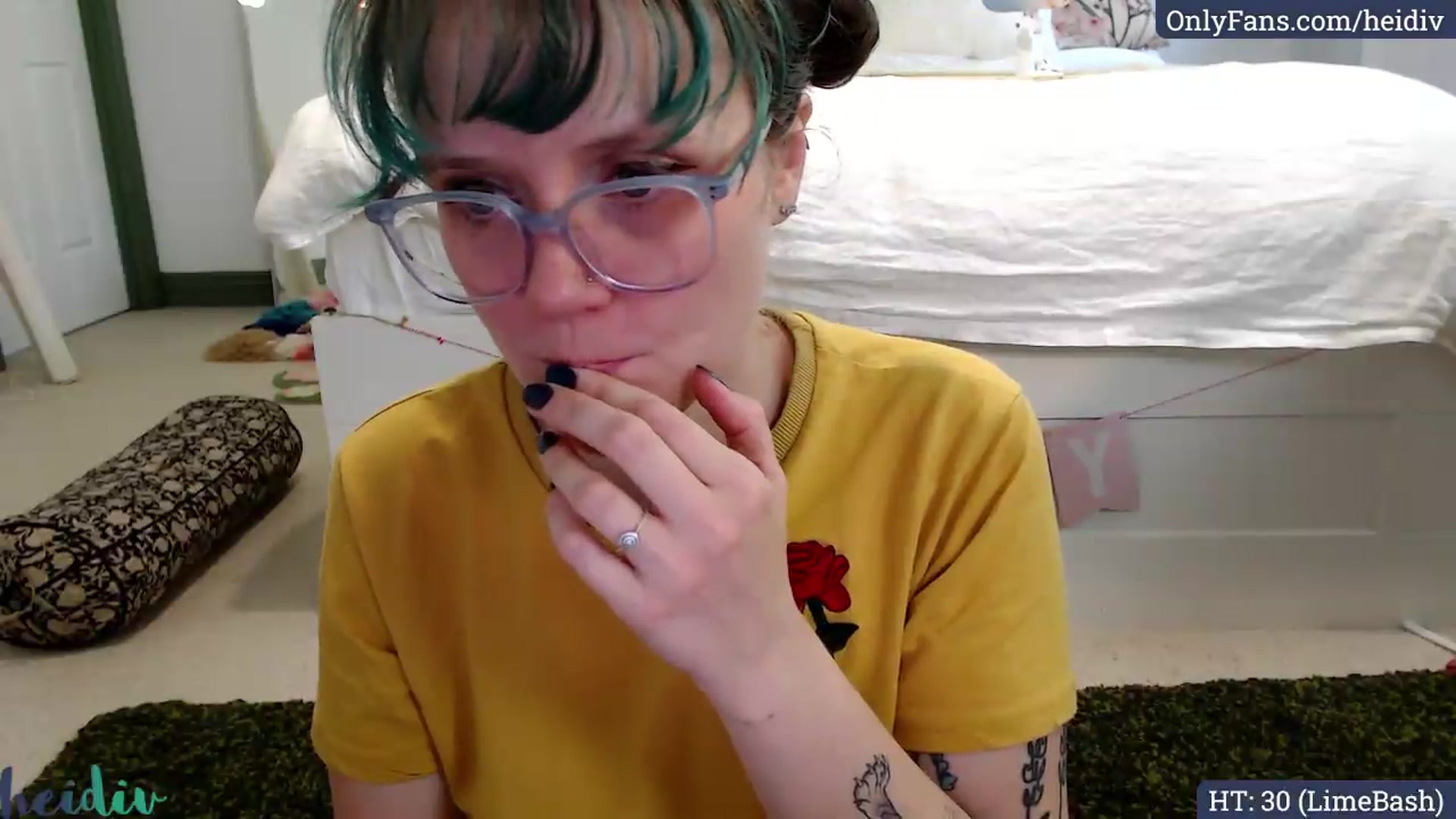 Gallery image thumbnail from Heidiv's myfreecams stream on, 05/25/2026, 04:55 image 14 of 20