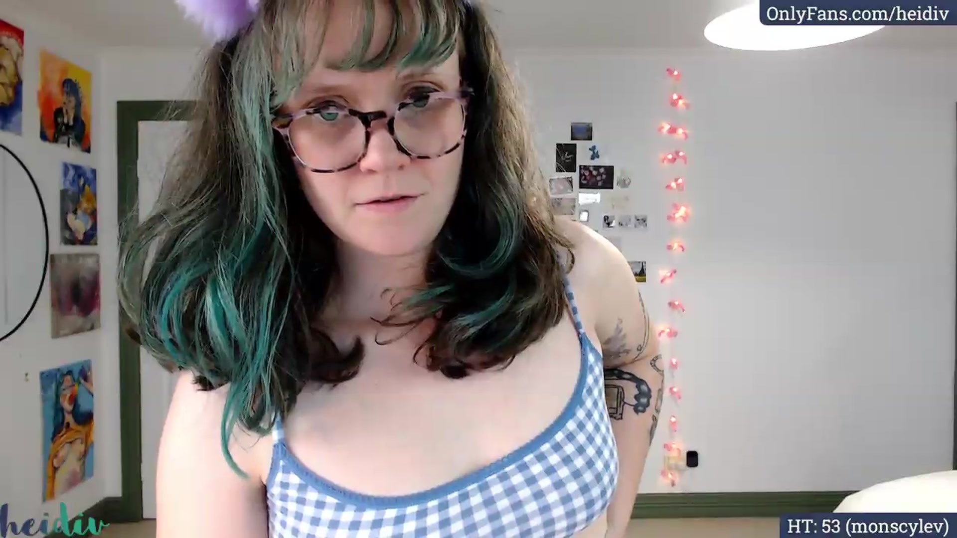 Gallery image thumbnail from Heidiv's myfreecams stream on, 06/10/2026, 11:33 image 4 of 20