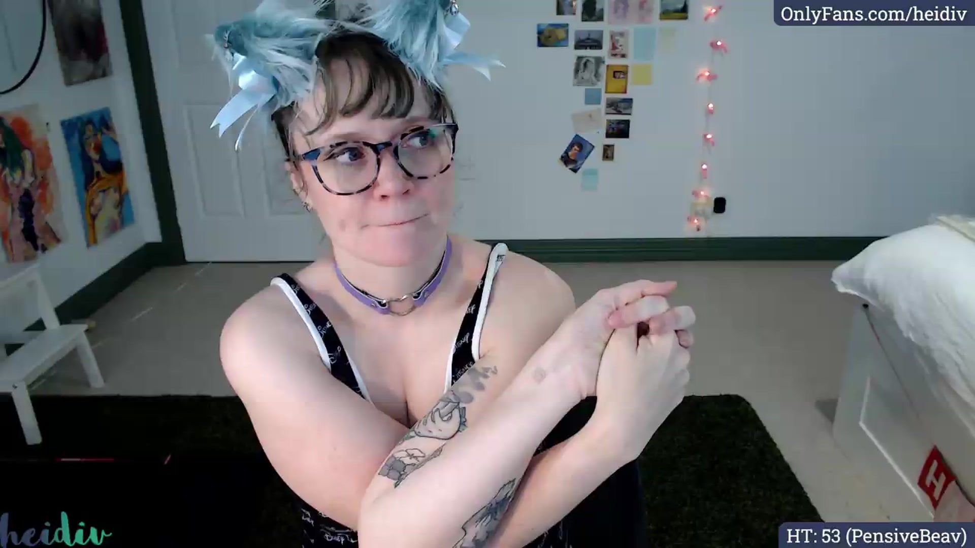 Gallery image thumbnail from Heidiv's myfreecams stream on, 07/13/2026, 04:47 image 10 of 20