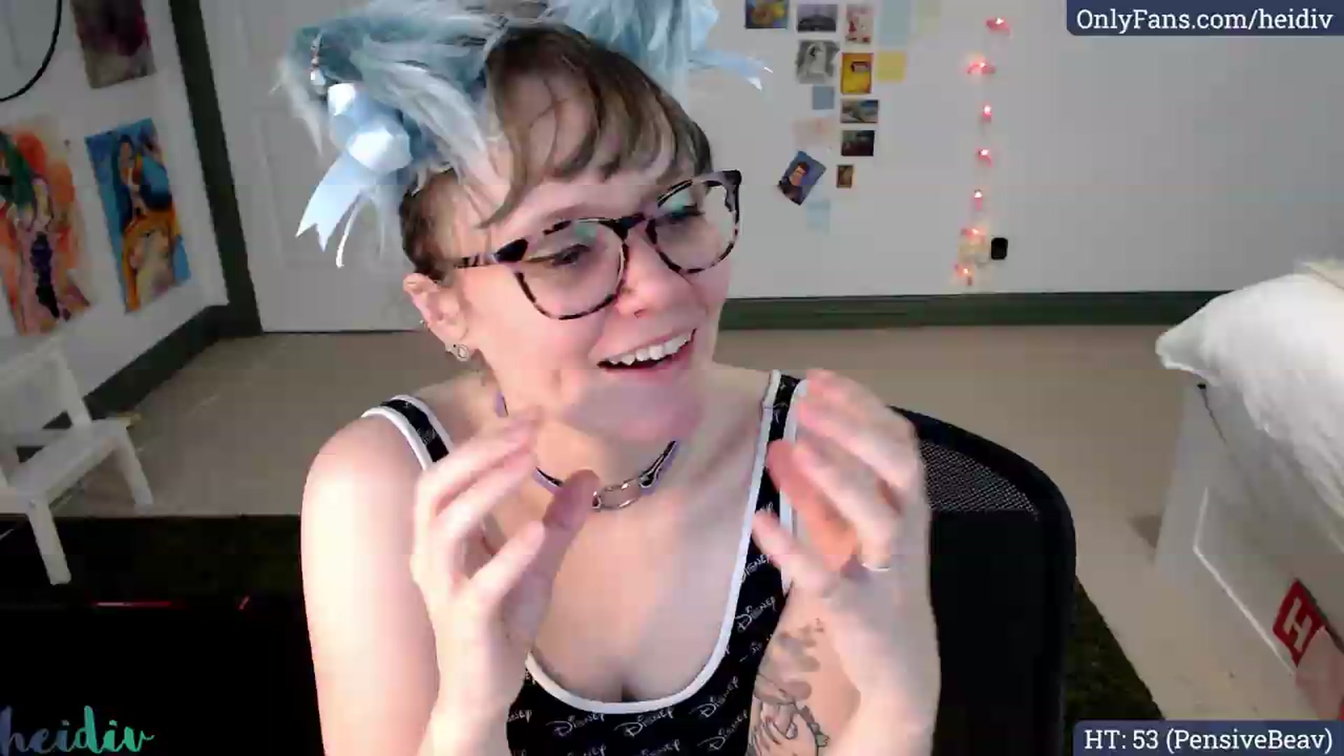 Gallery image thumbnail from Heidiv's myfreecams stream on, 07/13/2026, 04:47 image 2 of 20